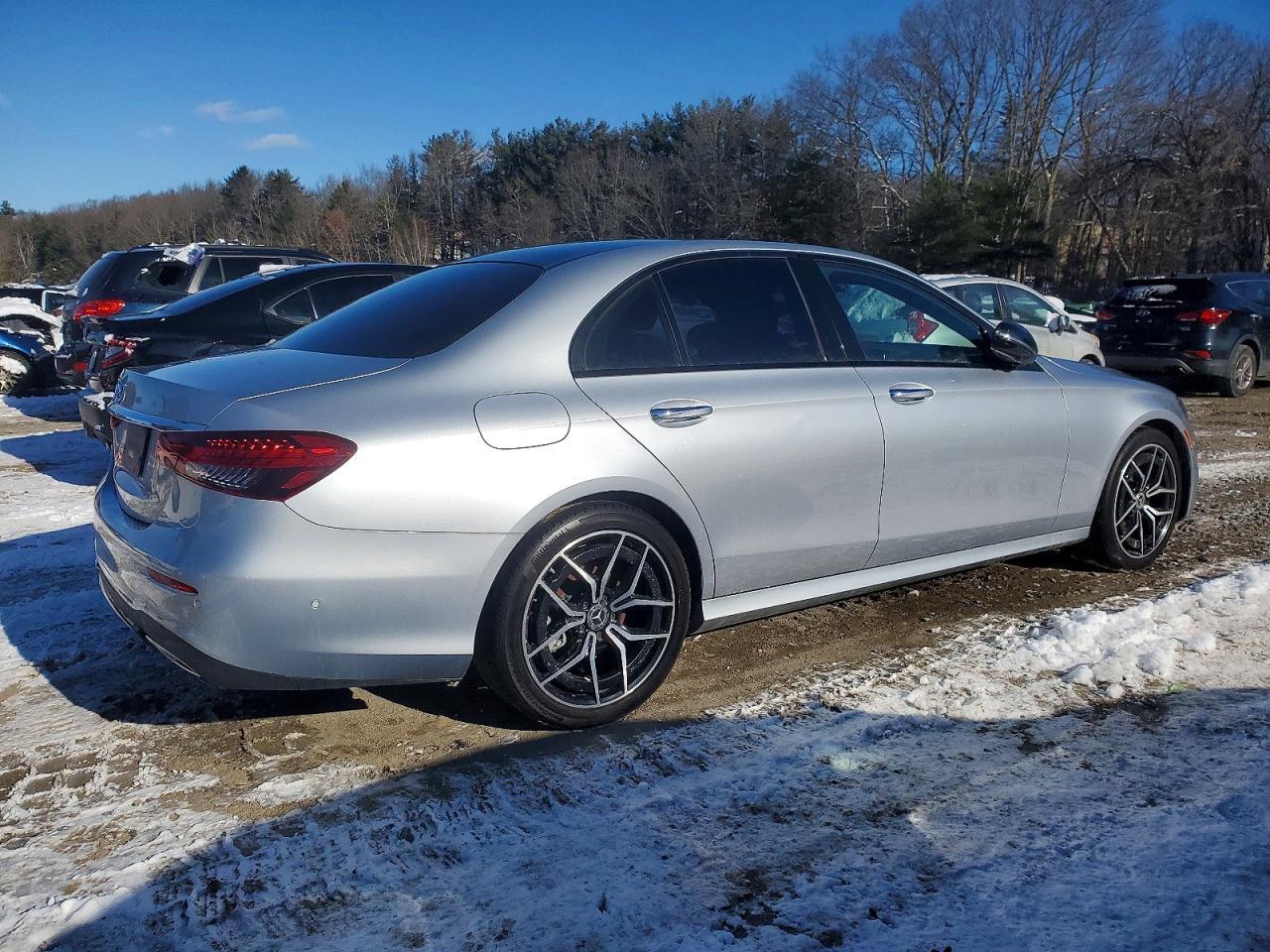 2021 MERCEDES-BENZ E-Class