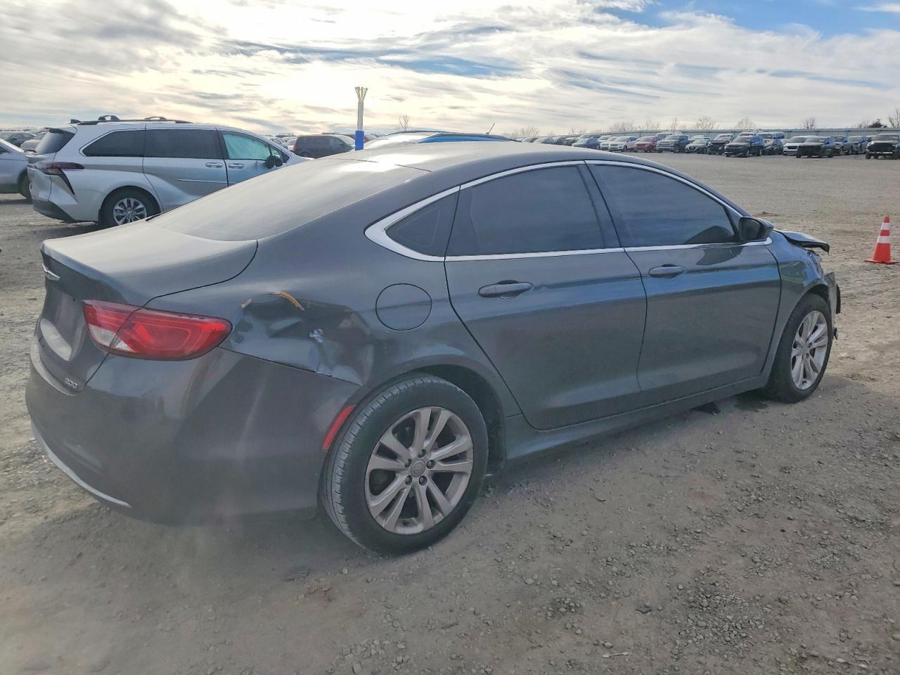 2015 CHRYSLER 200