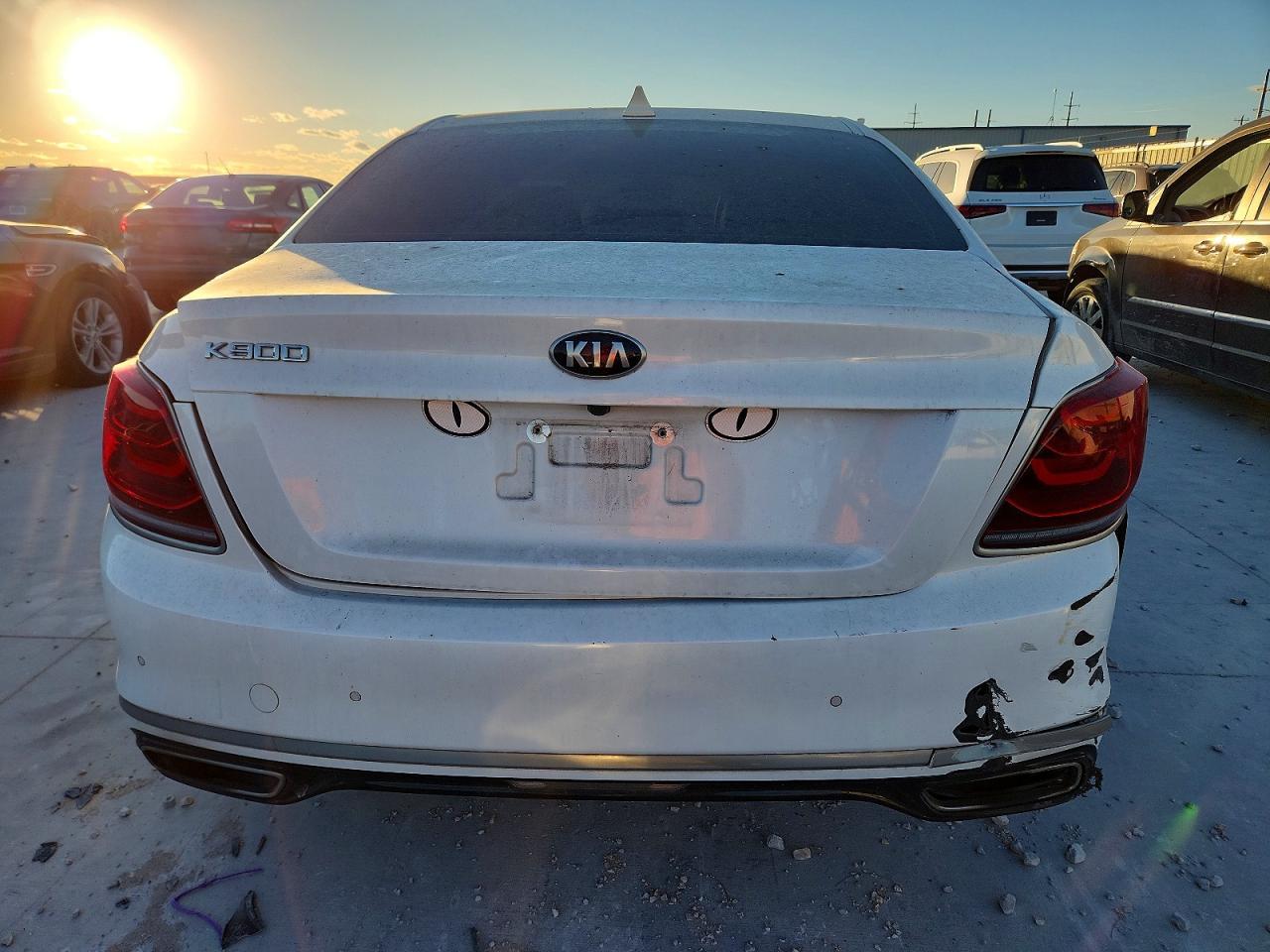 2019 KIA K900