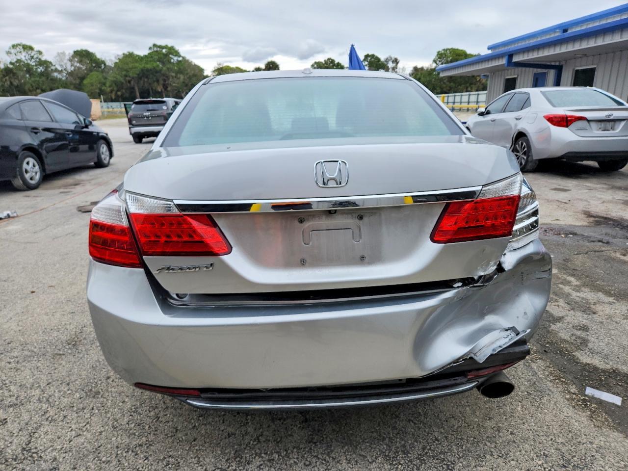 2015 HONDA ACCORD