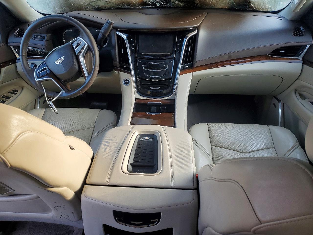 2017 CADILLAC Escalade ESV