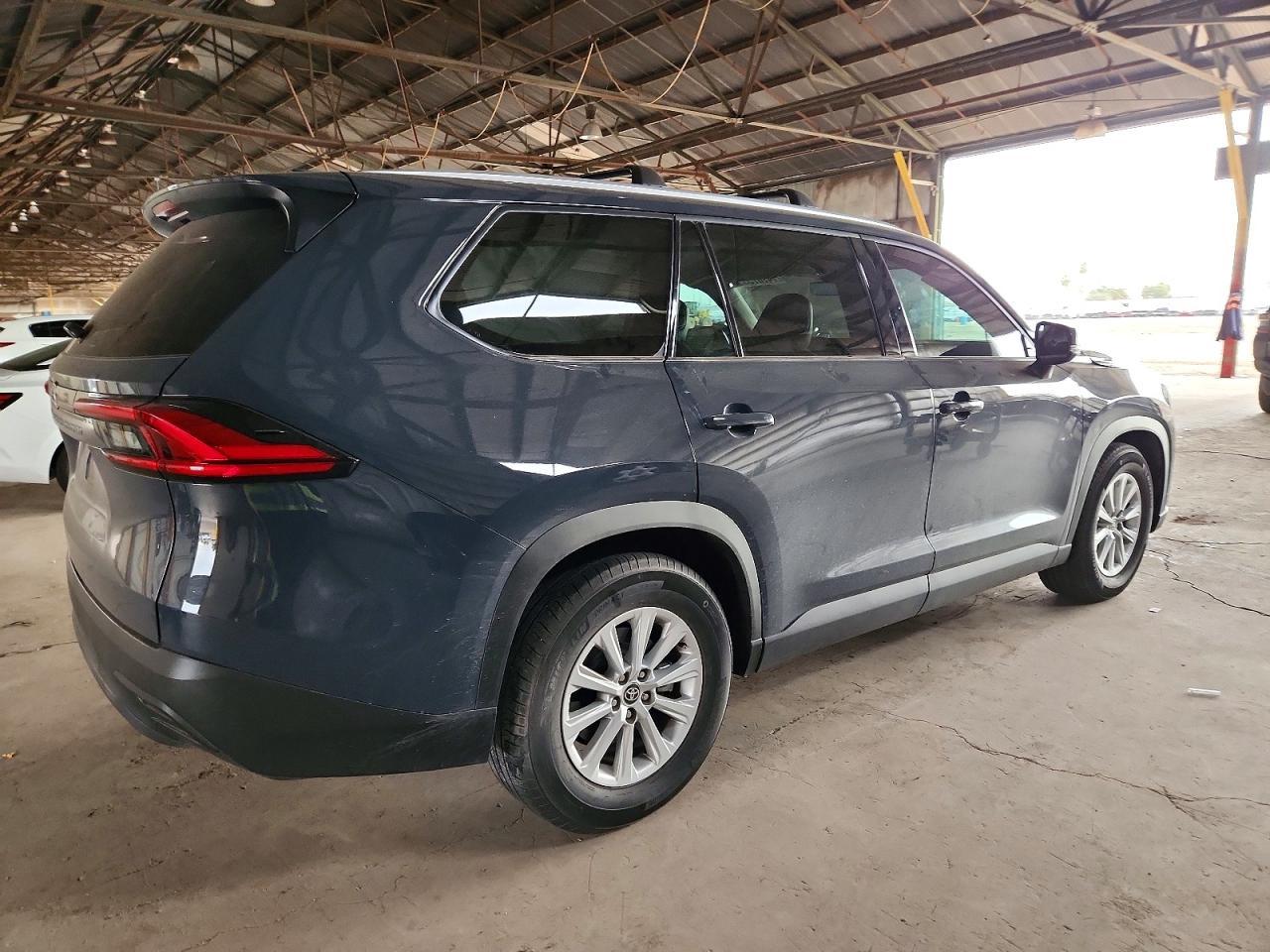 2024 TOYOTA HIGHLANDER