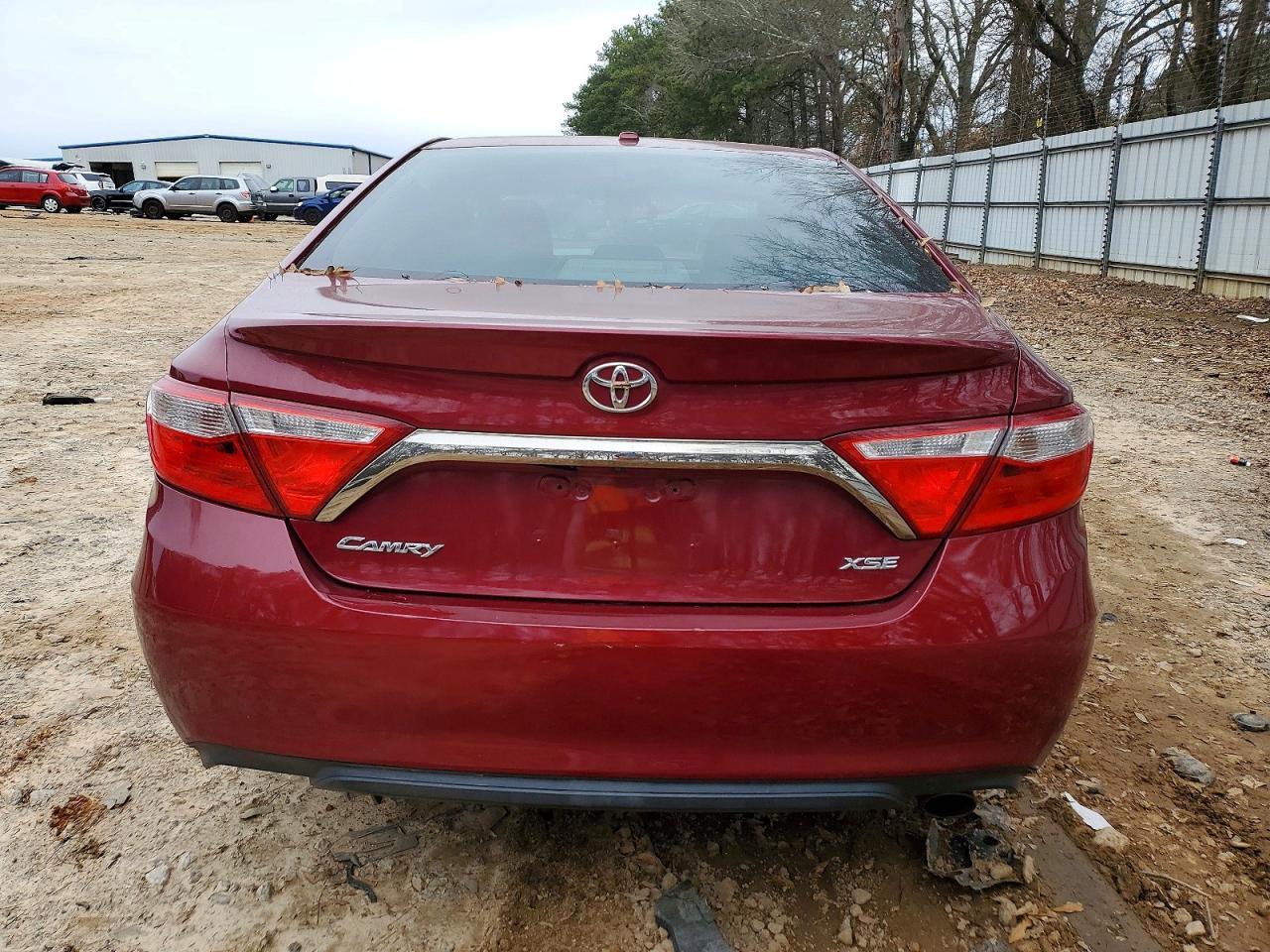 2015 TOYOTA CAMRY