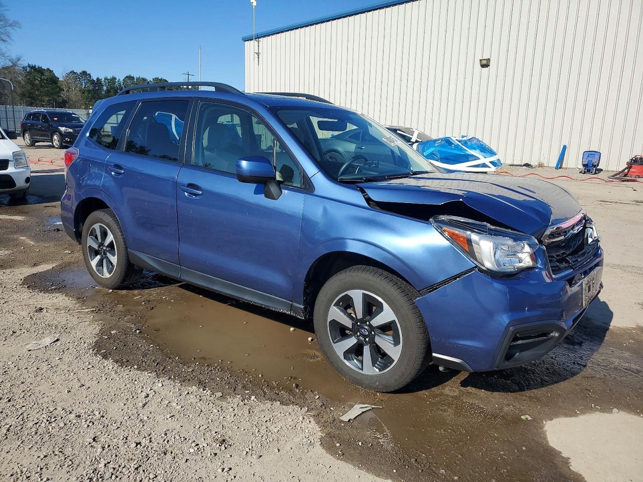 2017 SUBARU FORESTER