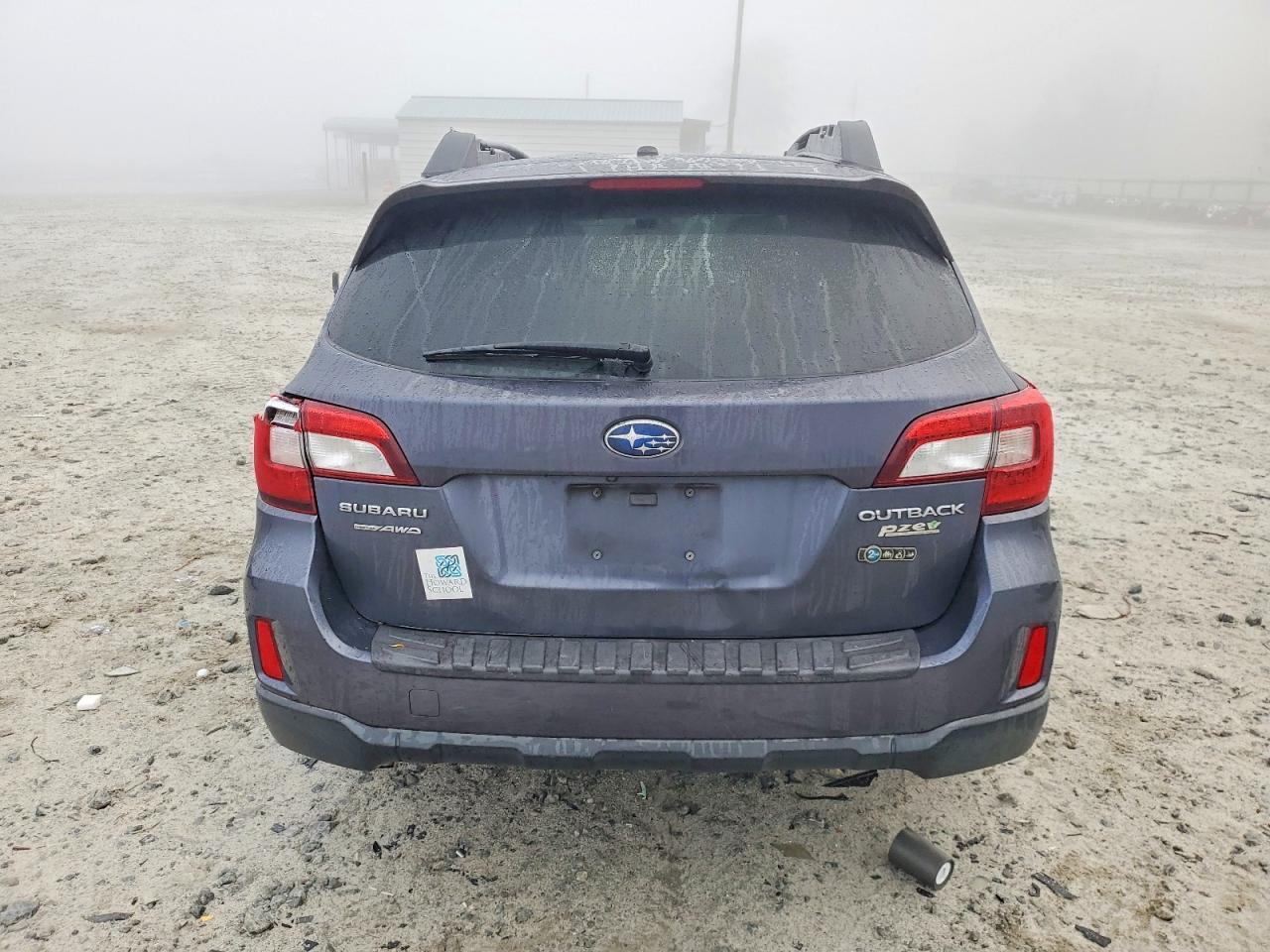 2015 SUBARU Outback