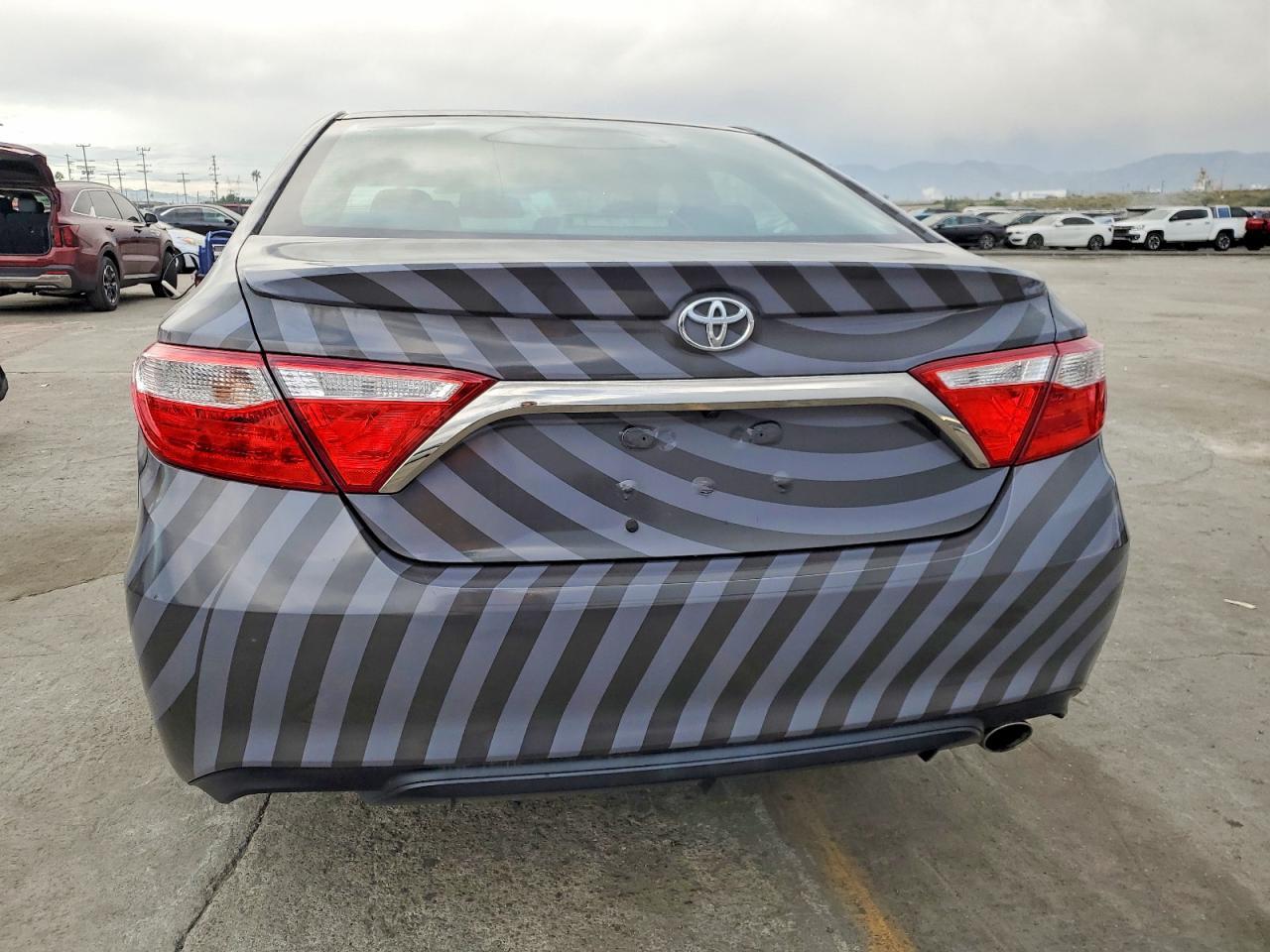 2017 TOYOTA CAMRY
