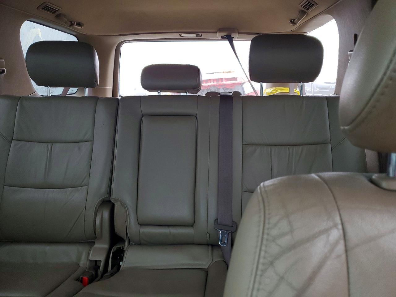 2003 TOYOTA Sequoia