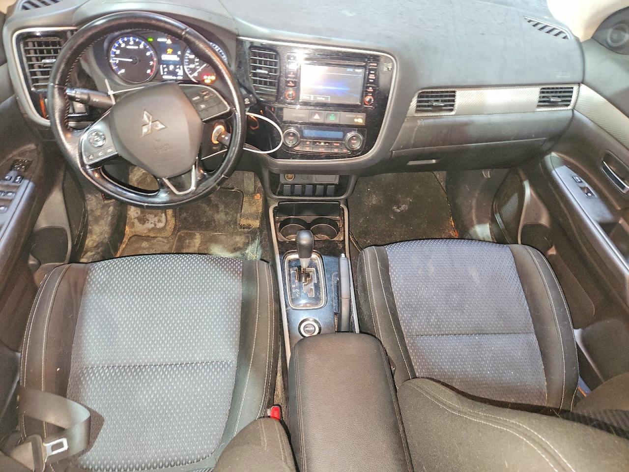 2017 MITSUBISHI outlander