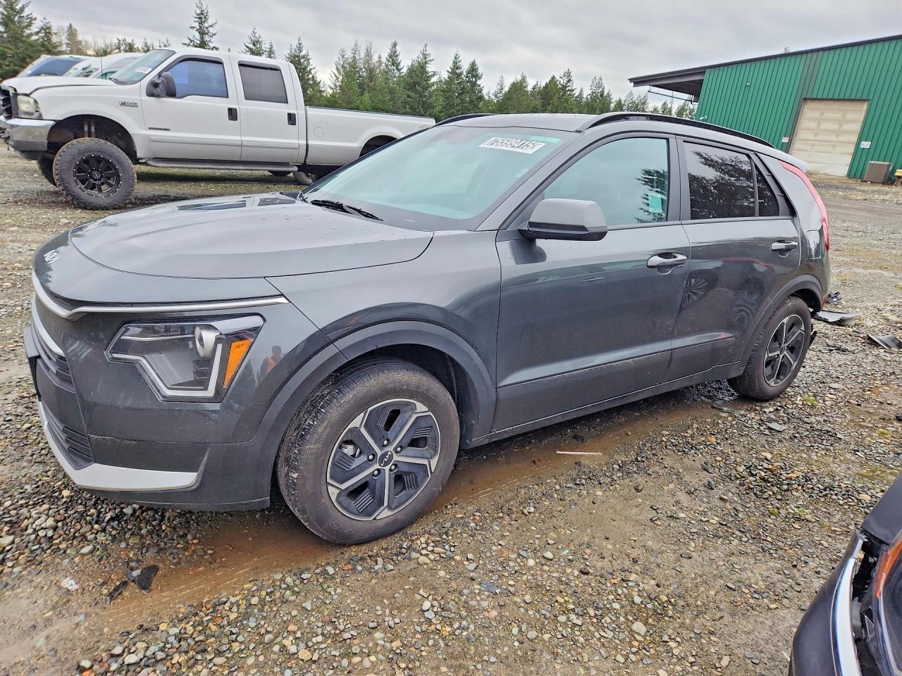 2025 KIA Niro