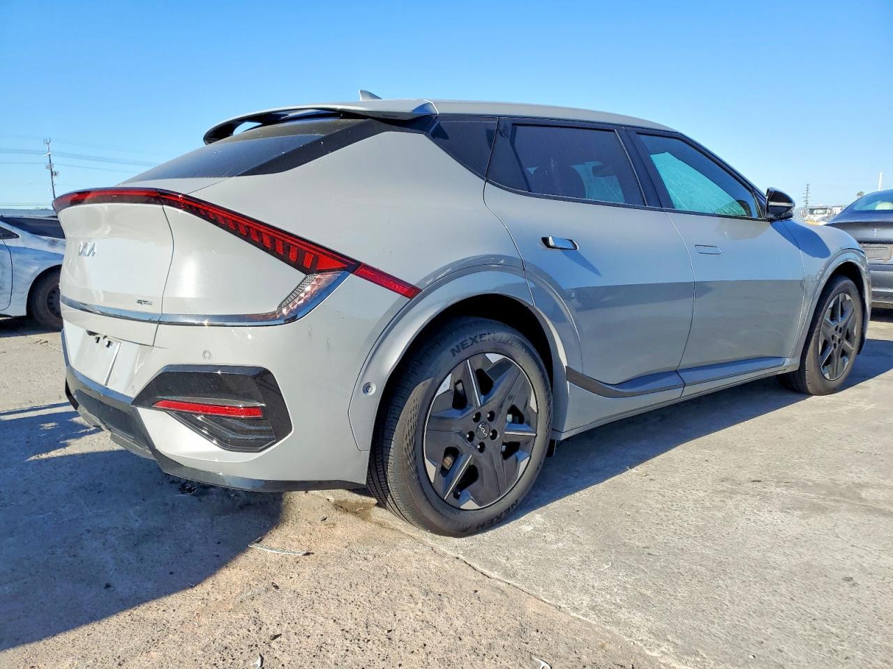 2025 KIA EV6