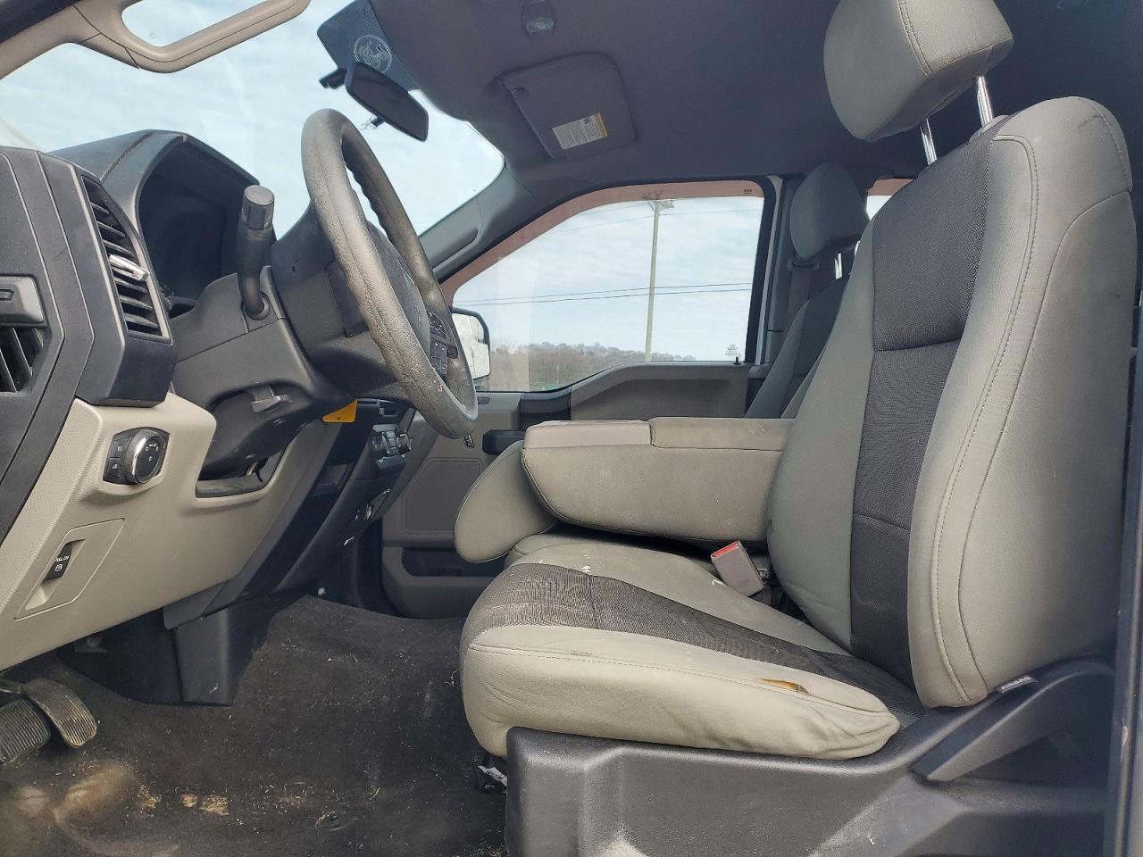 2015 FORD F-150