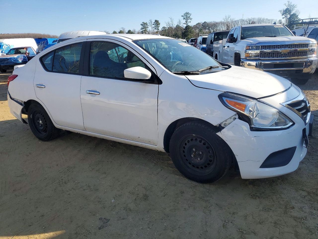 2019 NISSAN VERSA