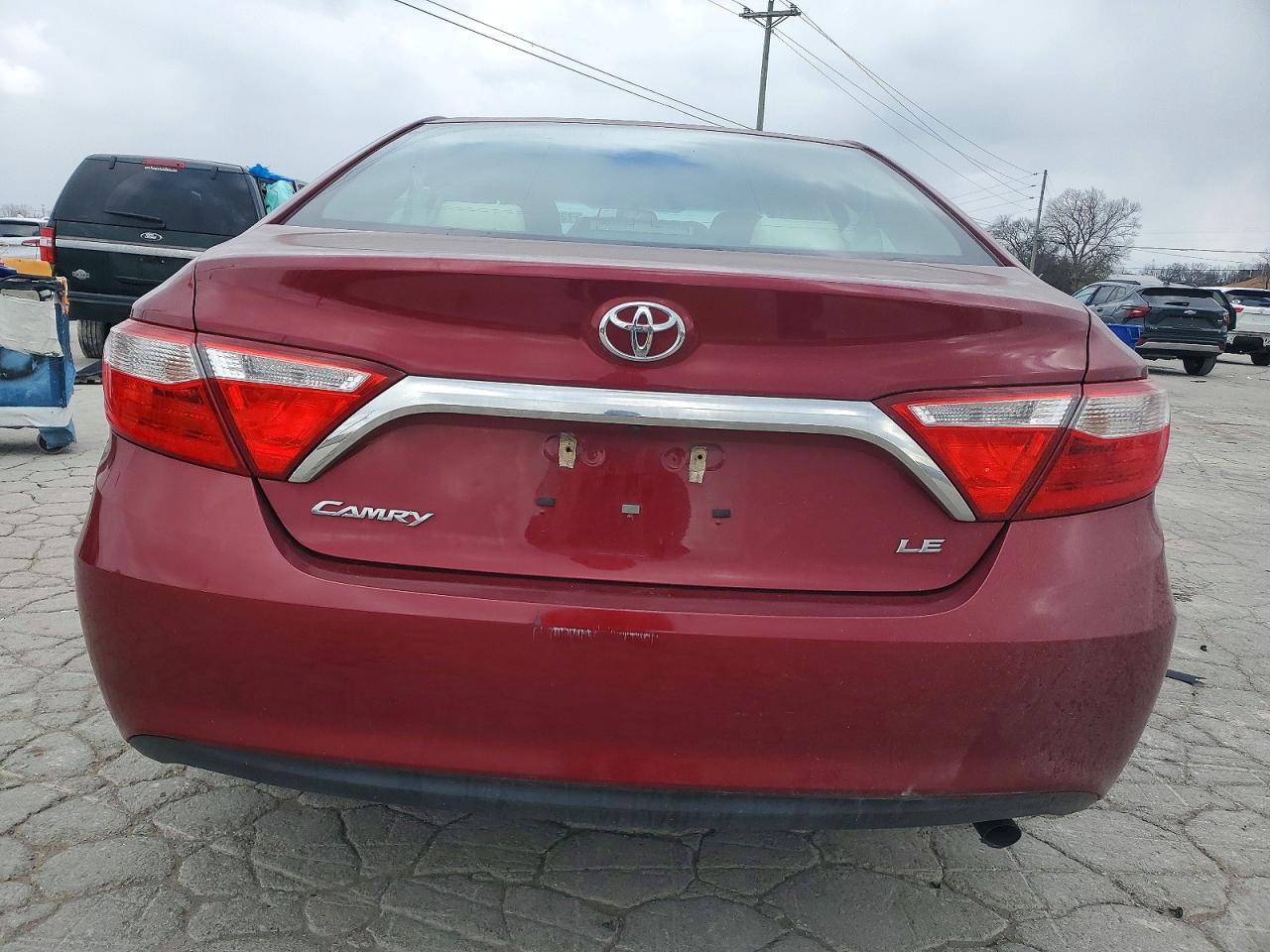 2015 TOYOTA CAMRY
