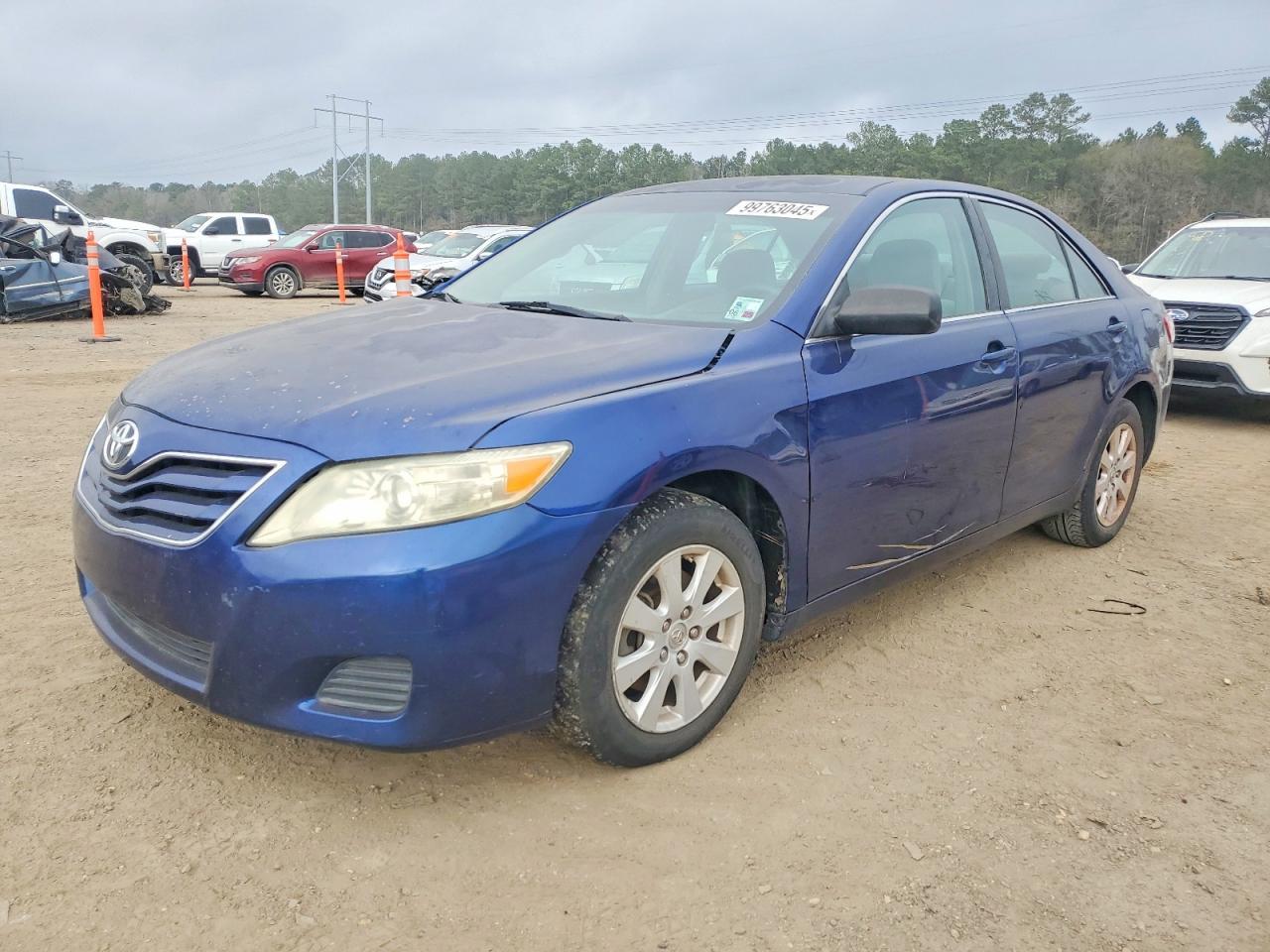 2011 TOYOTA CAMRY