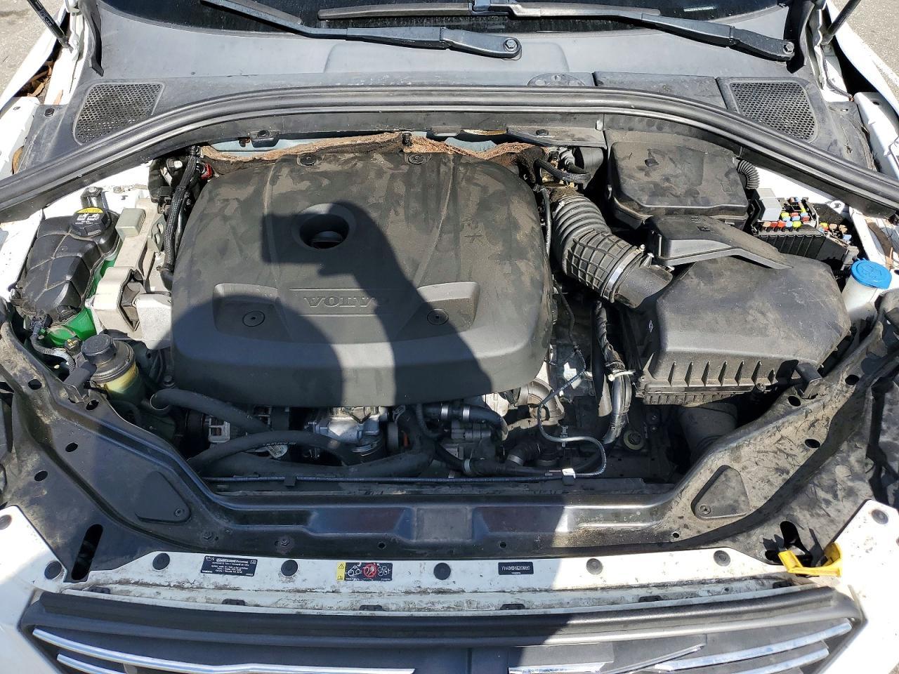 2016 VOLVO XC60