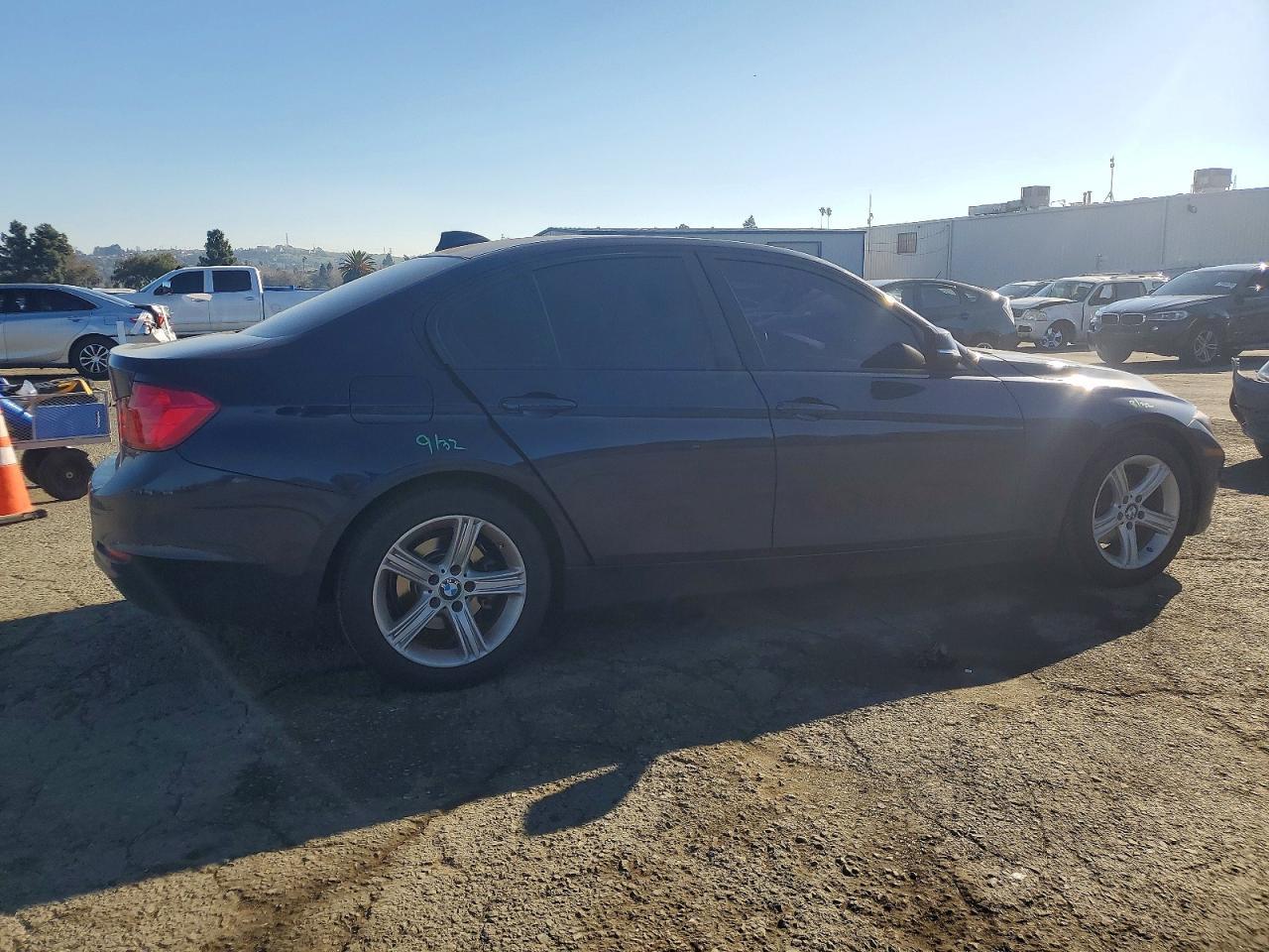 2013 BMW 3 SERIES