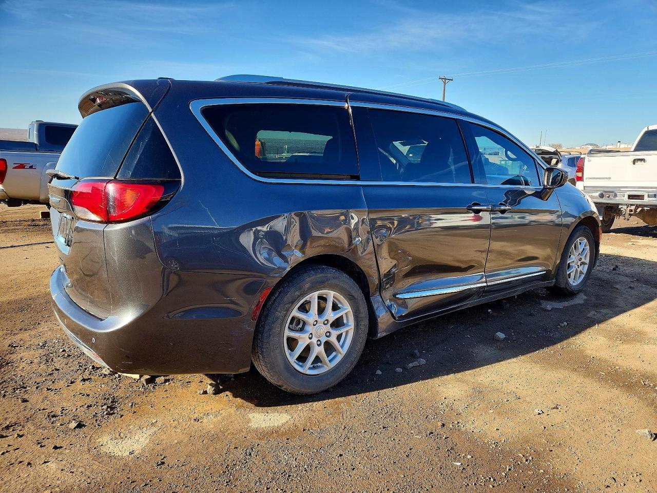 2020 CHRYSLER Pacifica