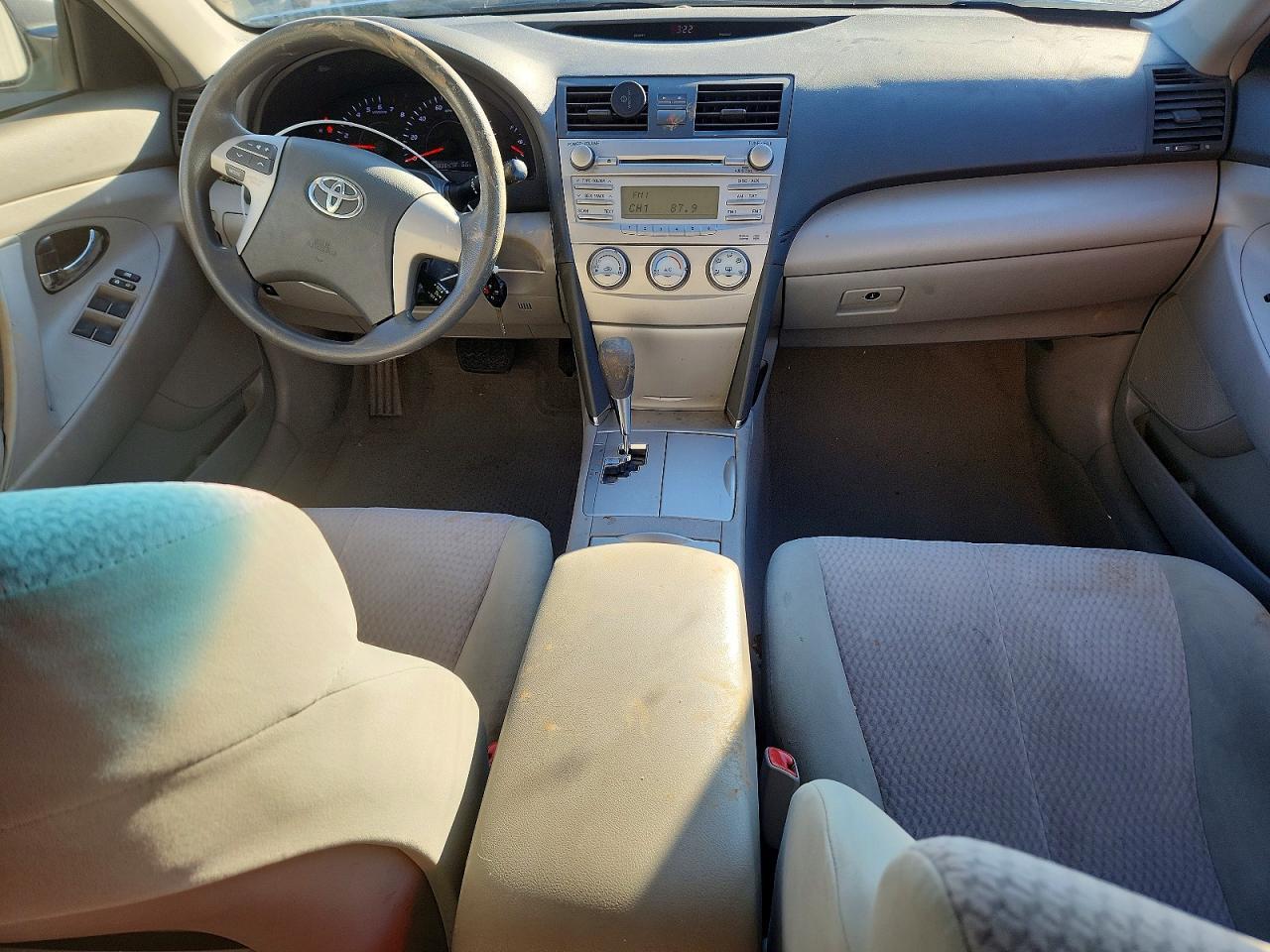 2011 TOYOTA CAMRY