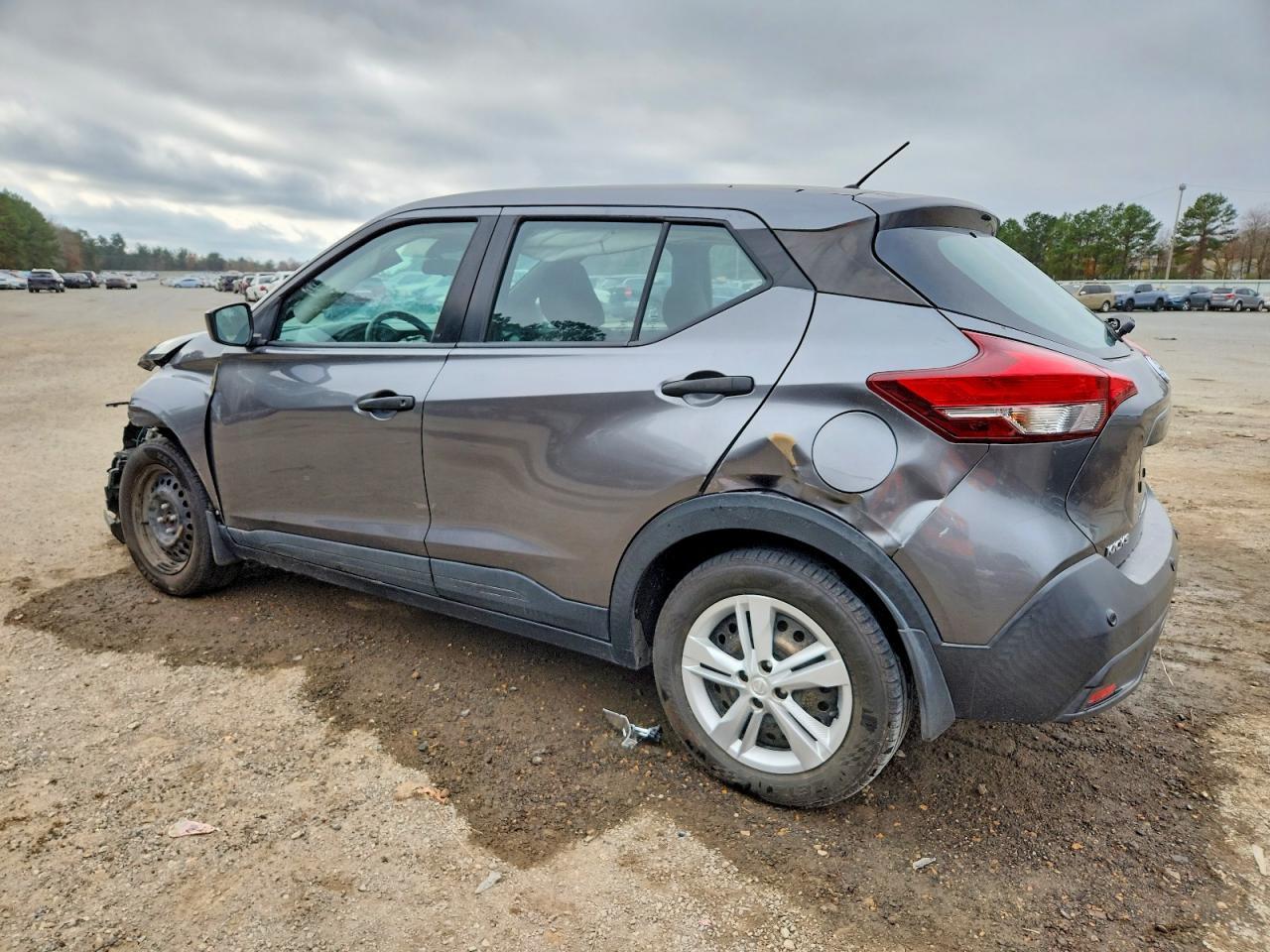 2020 NISSAN KICKS
