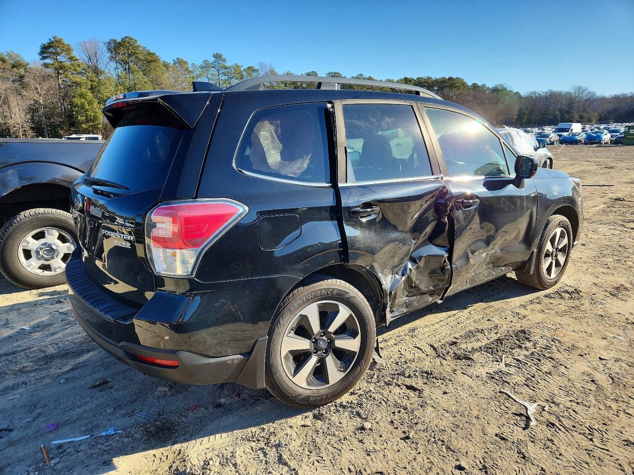 2017 SUBARU FORESTER