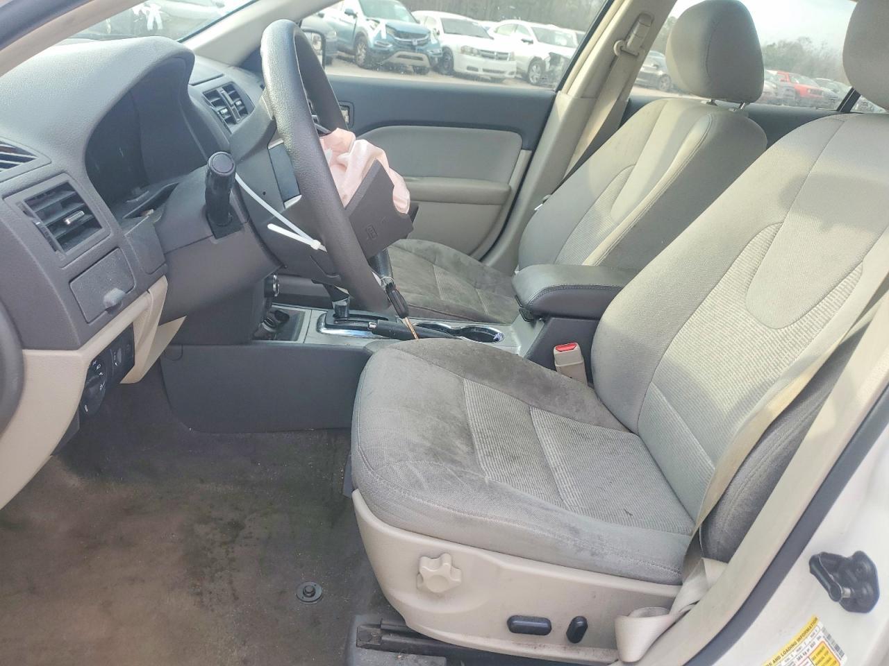 2011 FORD FUSION