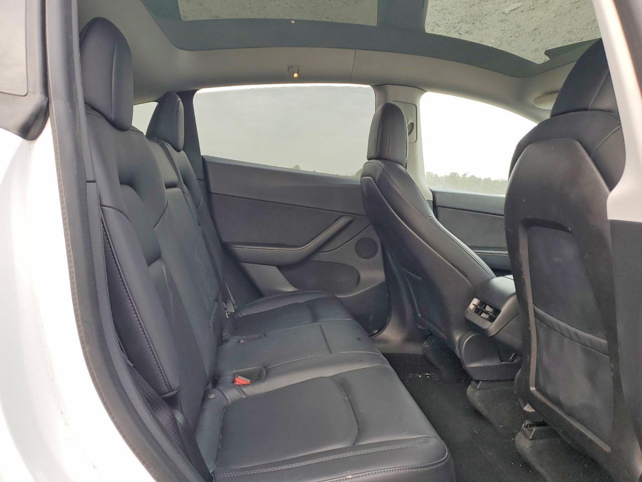 2020 TESLA MODEL Y