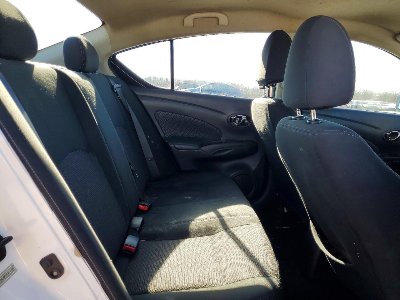 2019 NISSAN VERSA