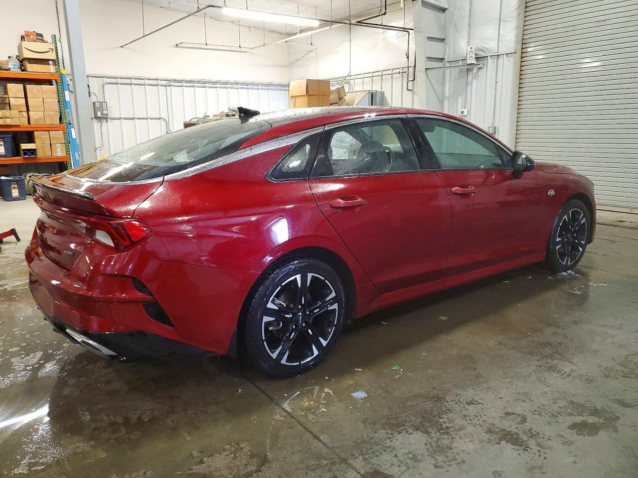 2022 KIA K5