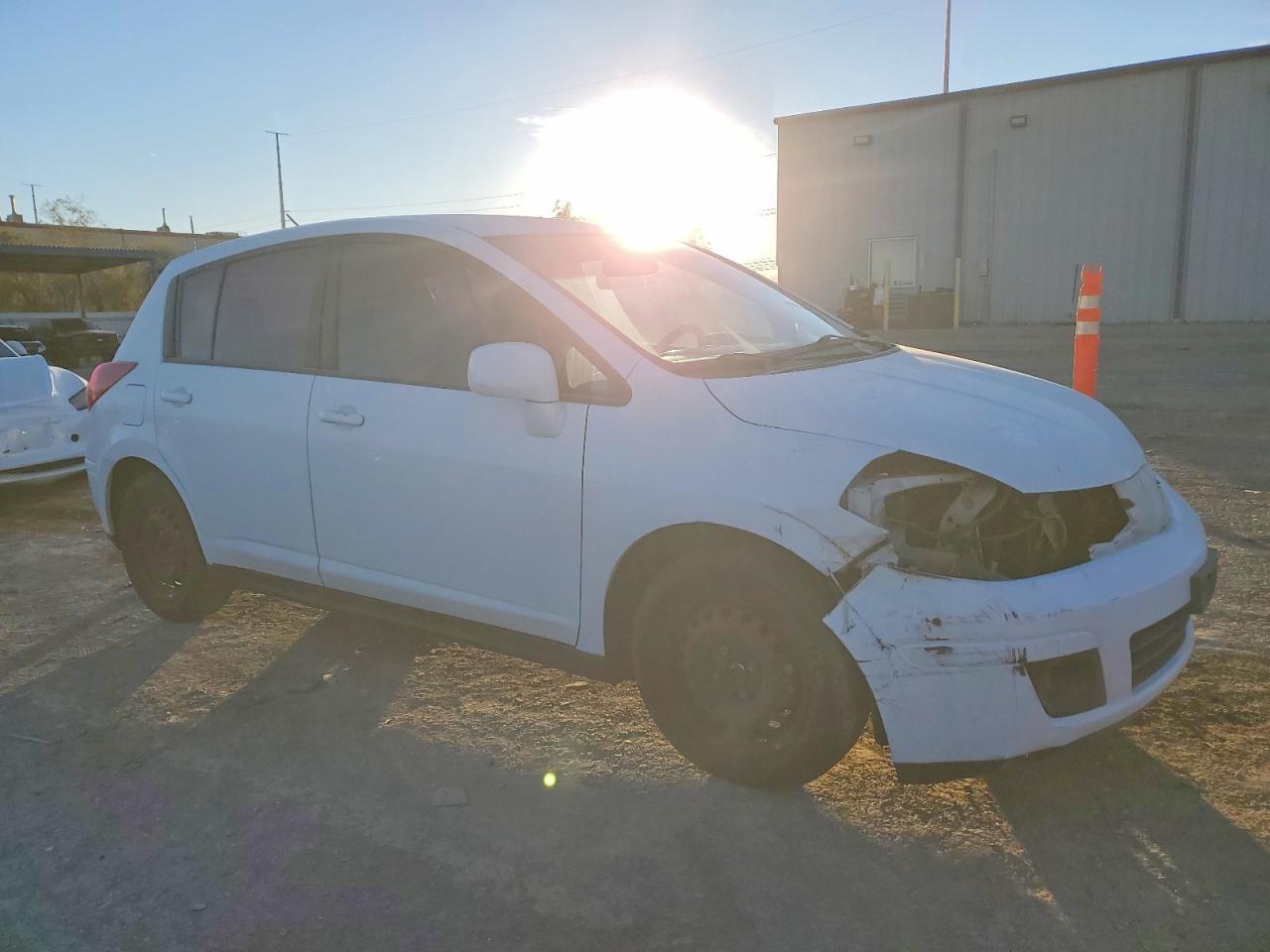 2011 NISSAN VERSA