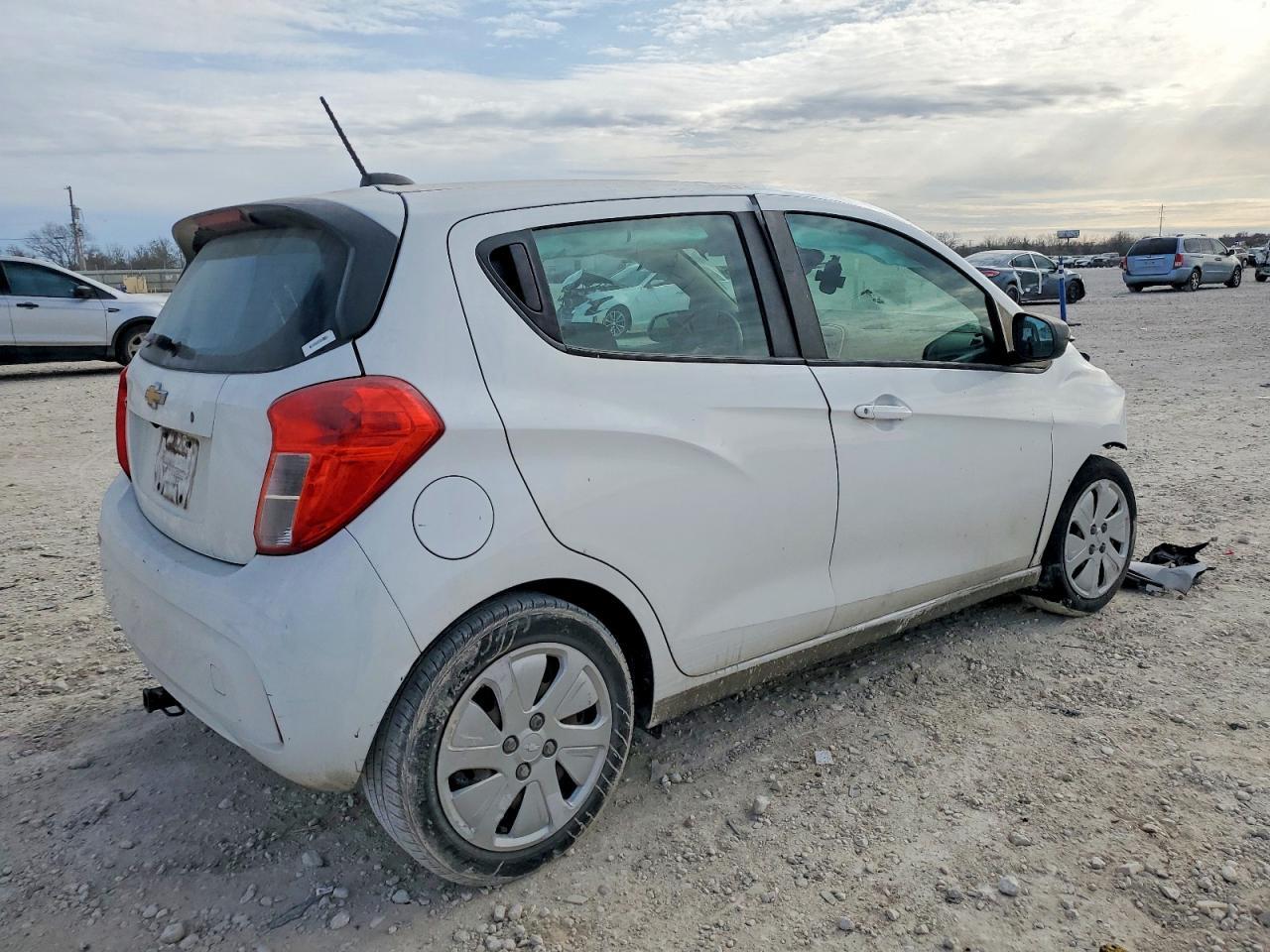 2017 CHEVROLET Spark