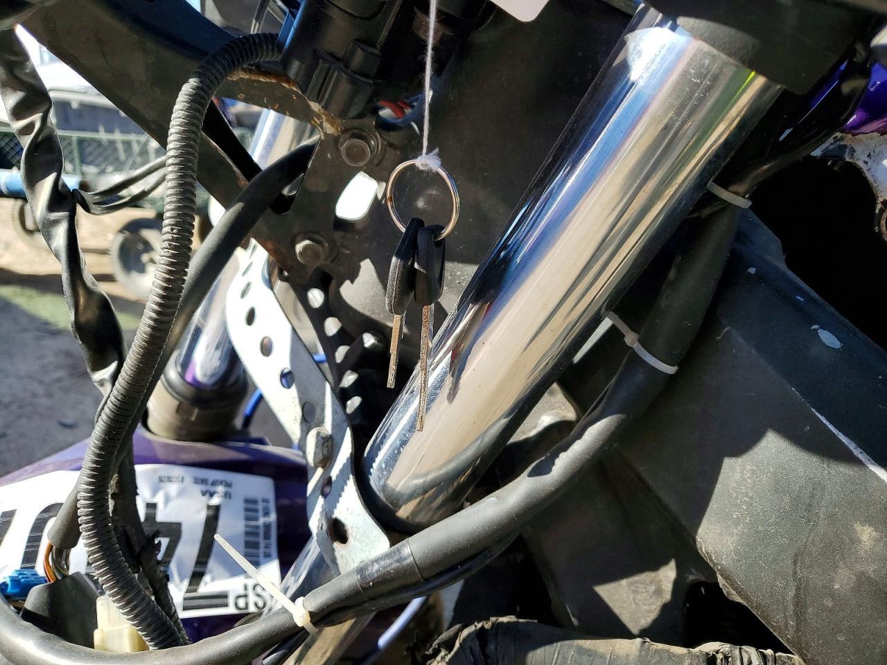 2002 HONDA Cbr600