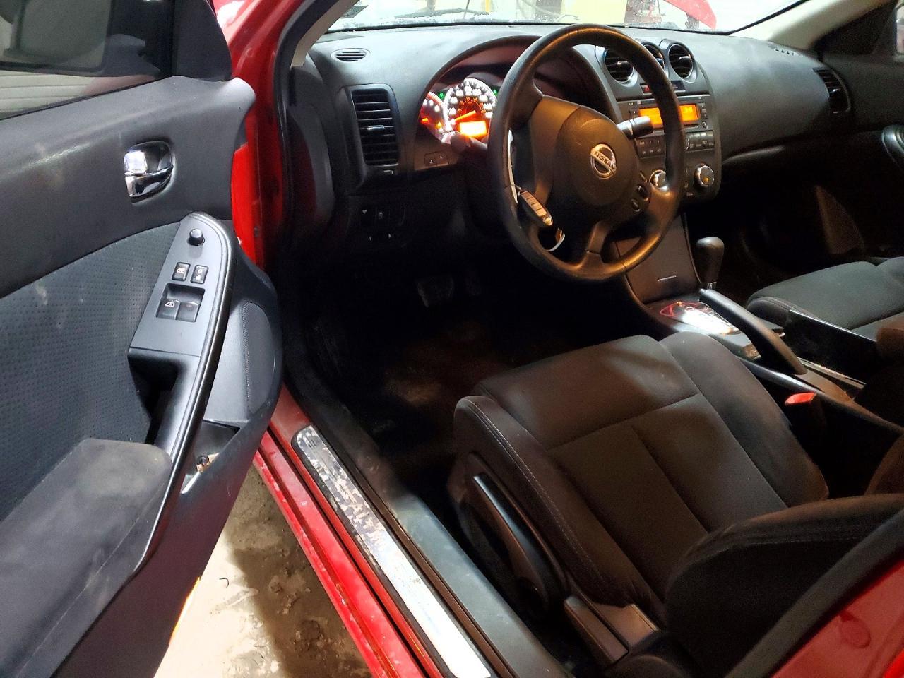2012 NISSAN ALTIMA