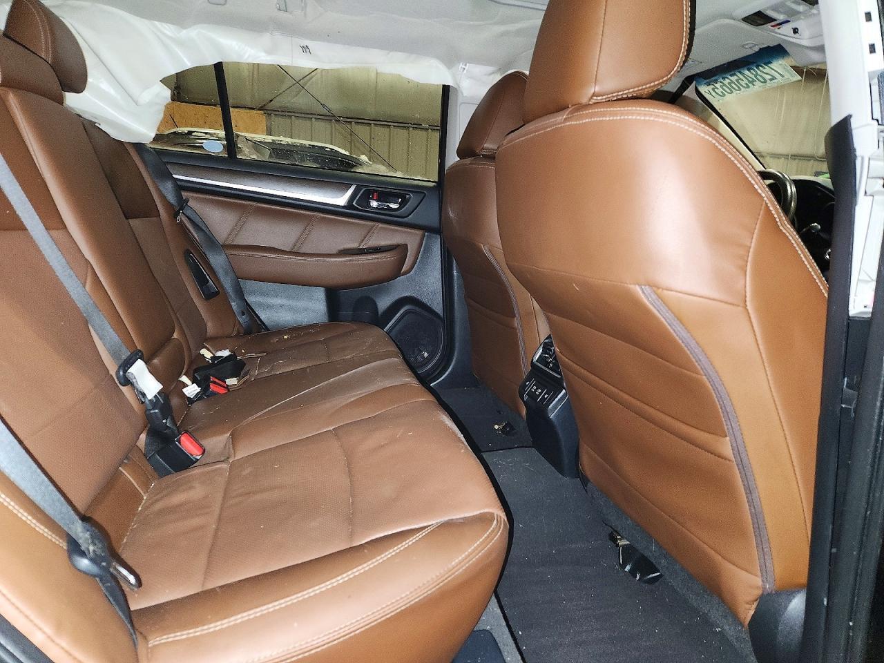 2019 SUBARU Outback
