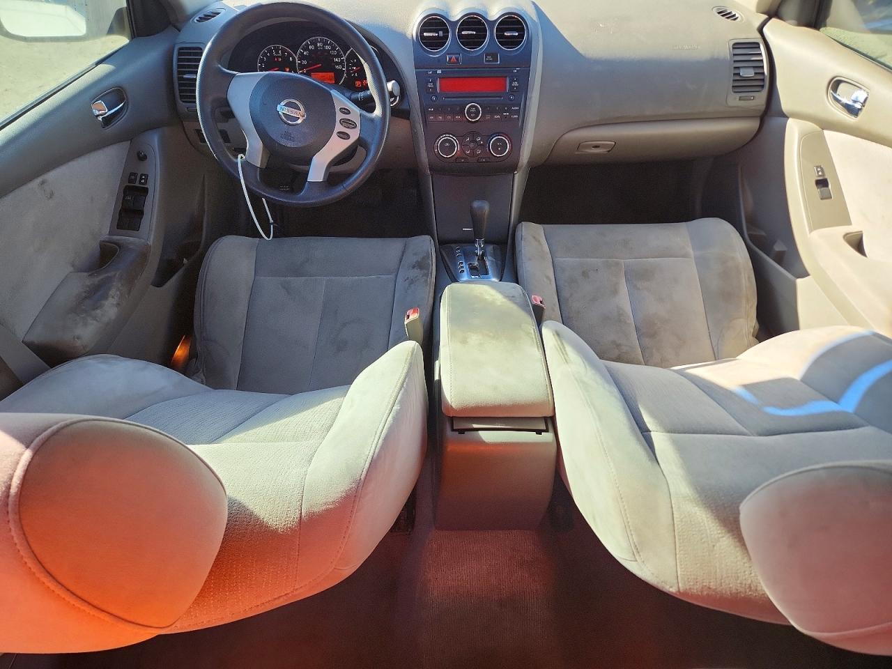 2010 NISSAN ALTIMA