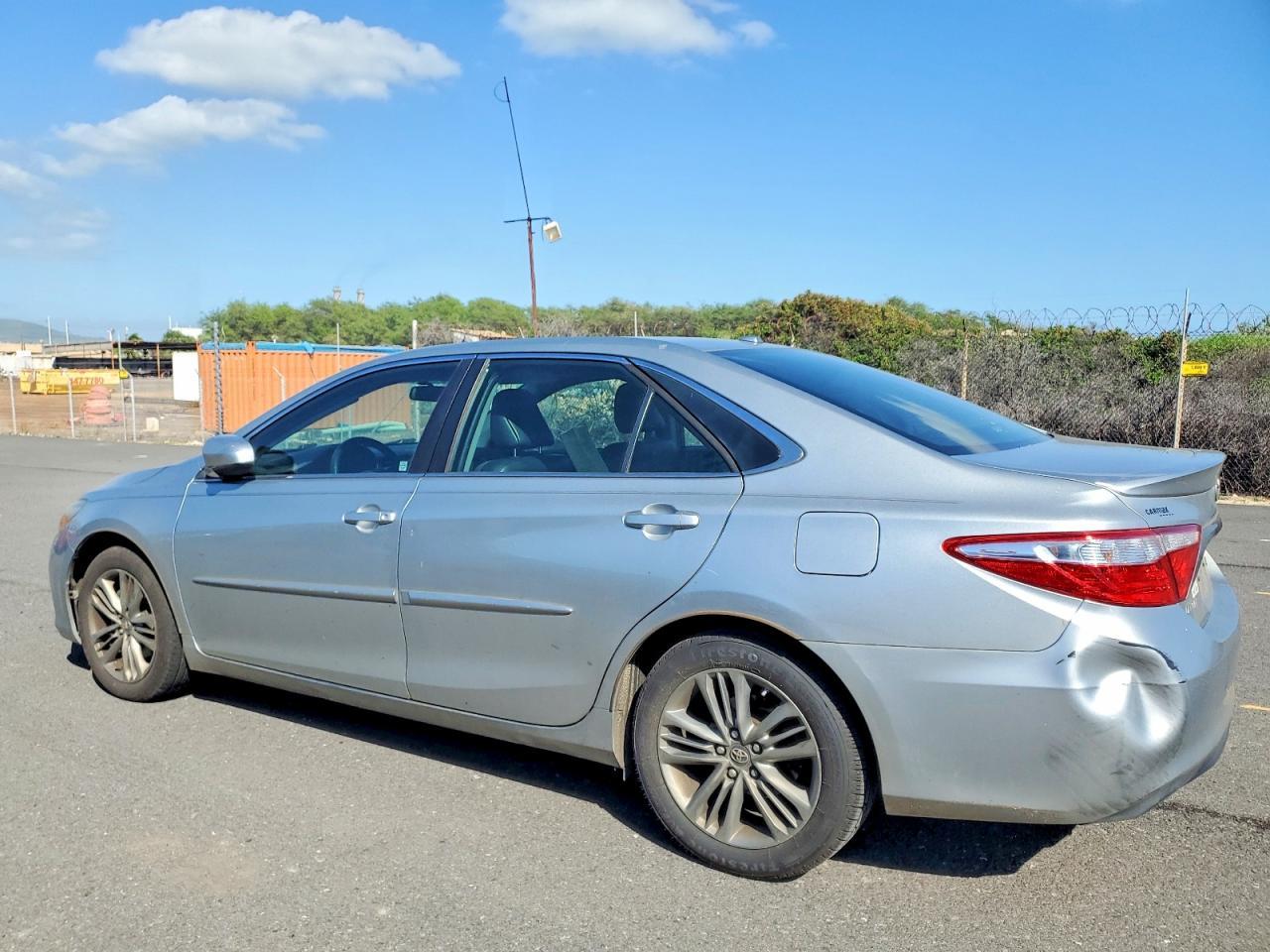 2016 TOYOTA CAMRY