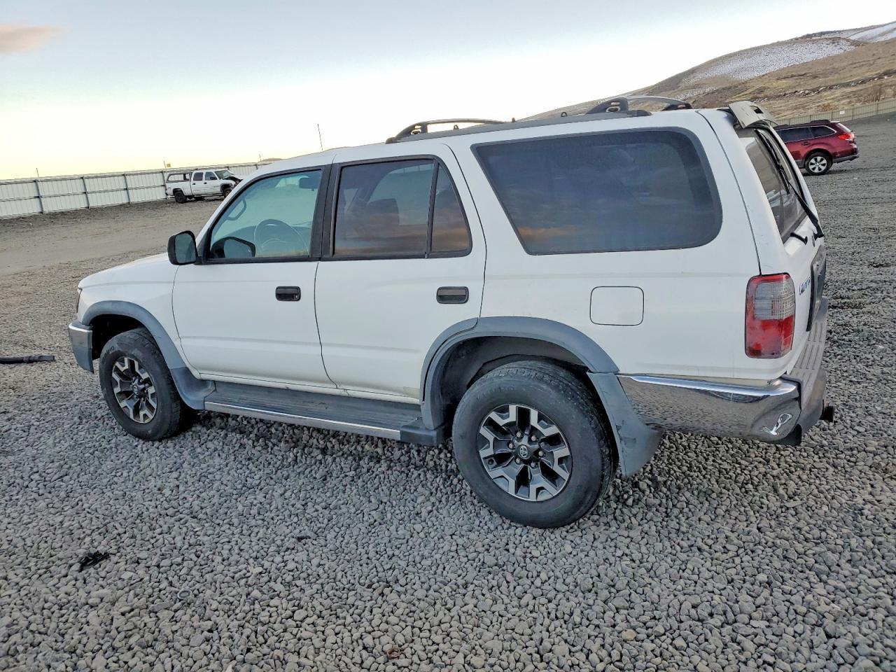 2000 TOYOTA 4Runner