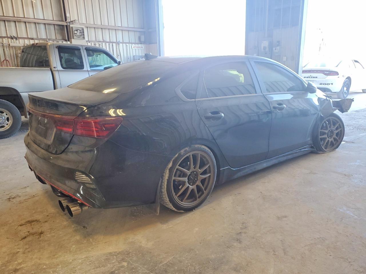 2023 KIA FORTE