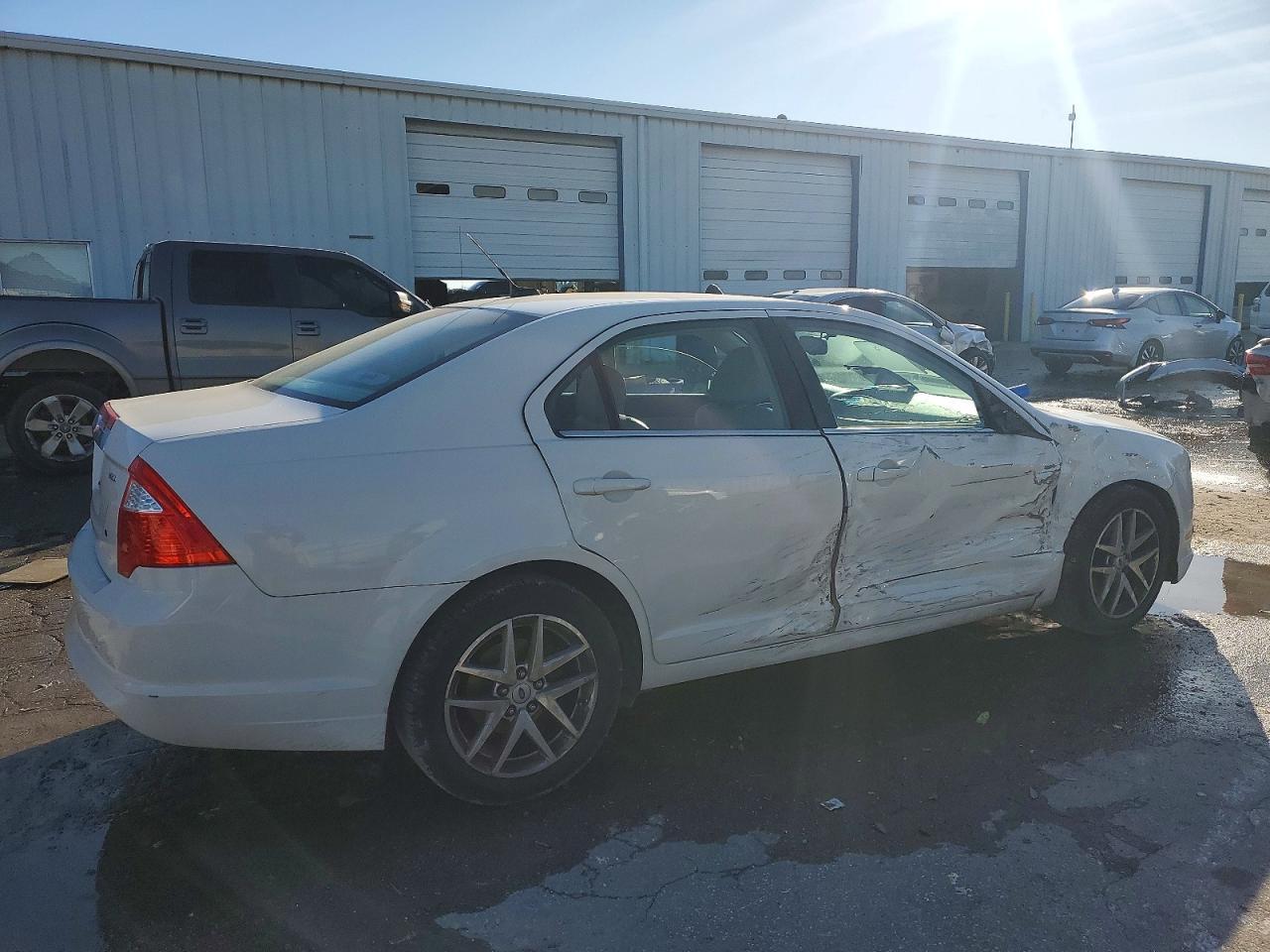 2011 FORD FUSION