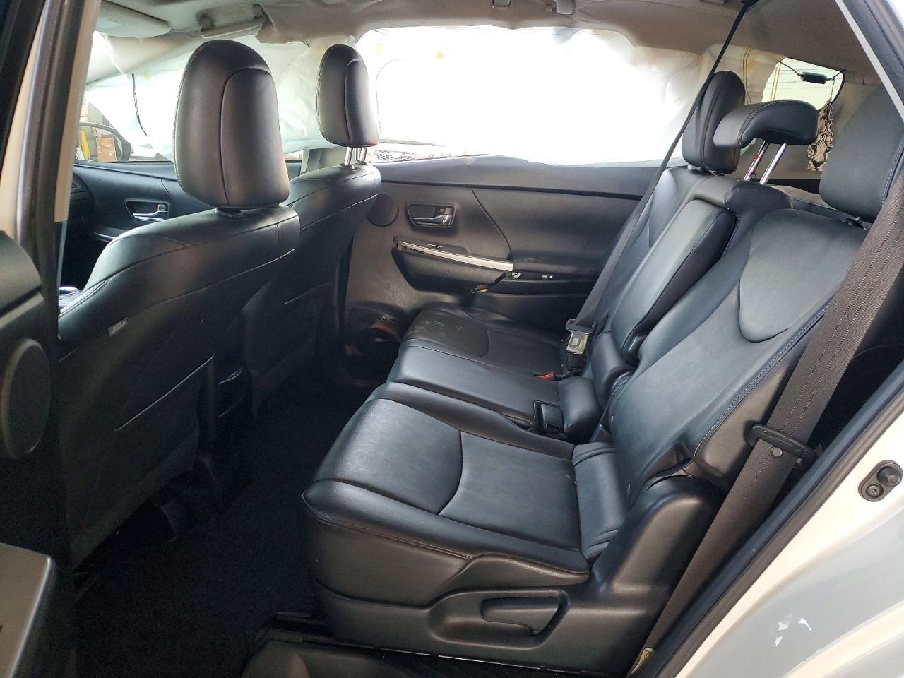 2015 TOYOTA PRIUS V
