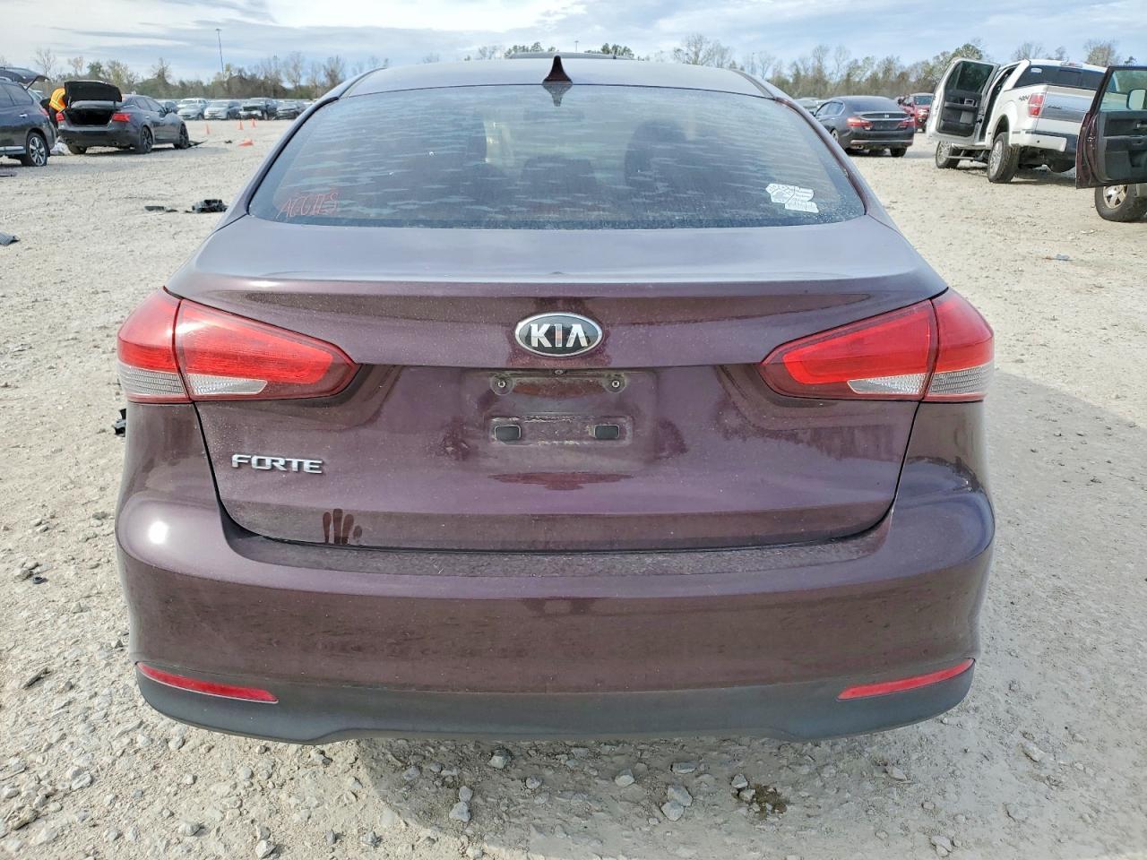 2018 KIA FORTE