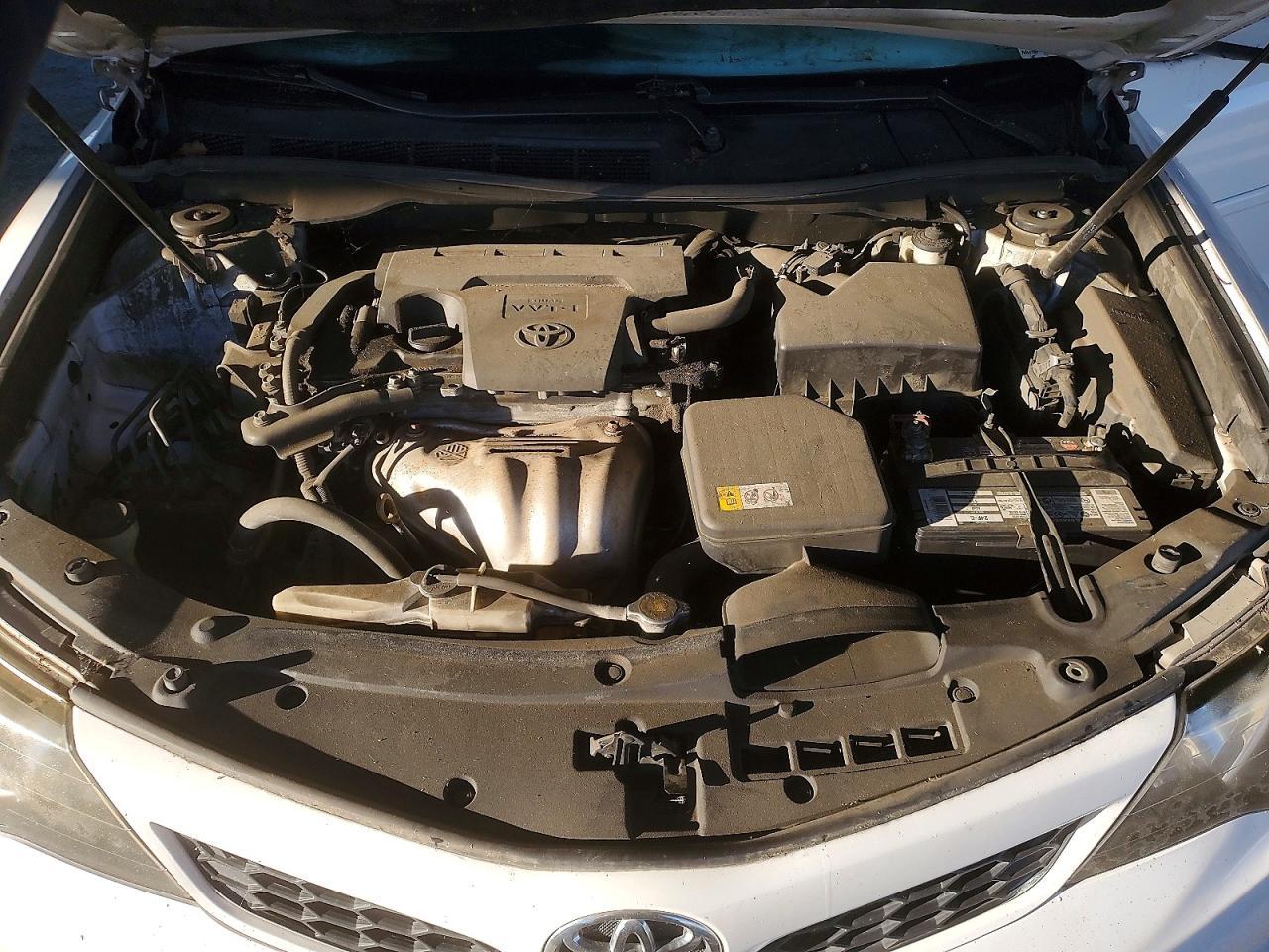 2014 TOYOTA CAMRY