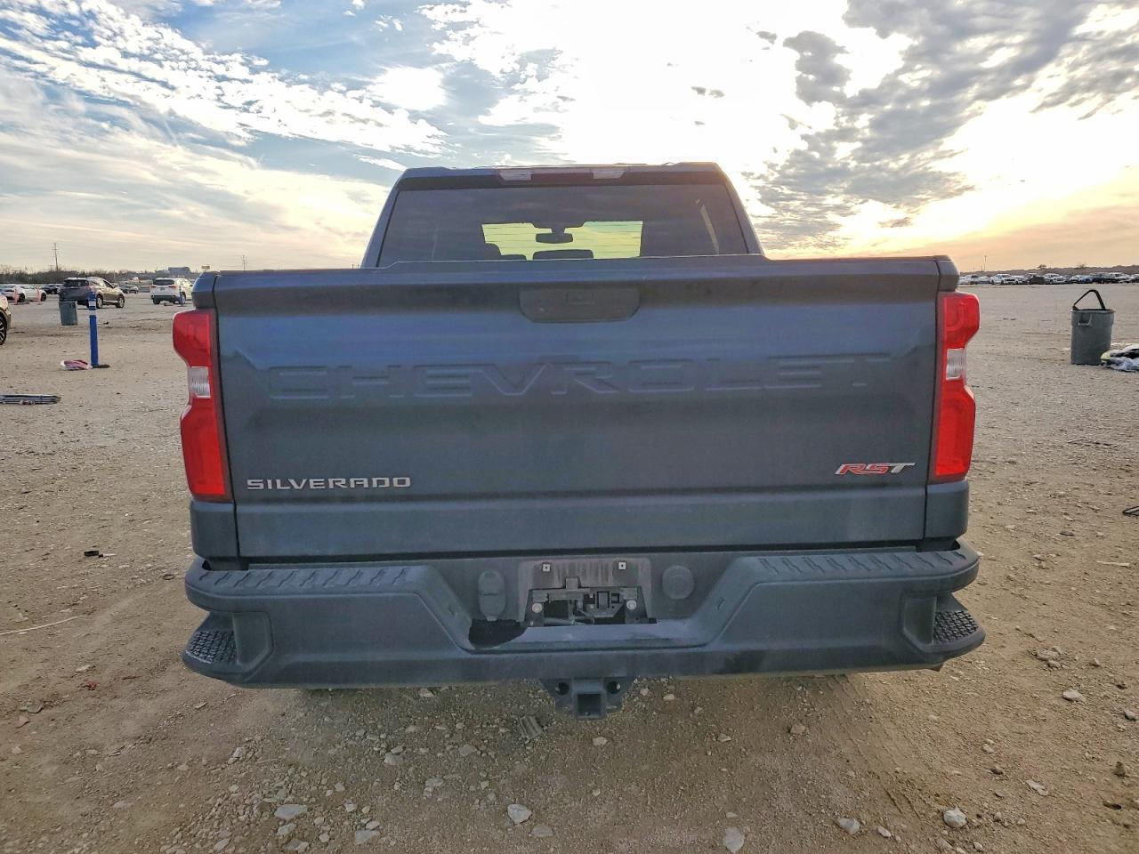 2022 CHEVROLET Silverado