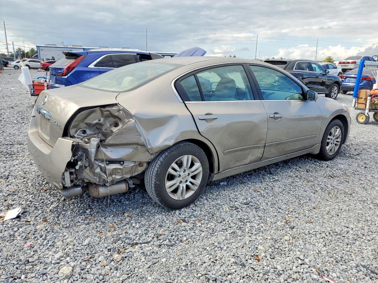 2012 NISSAN ALTIMA