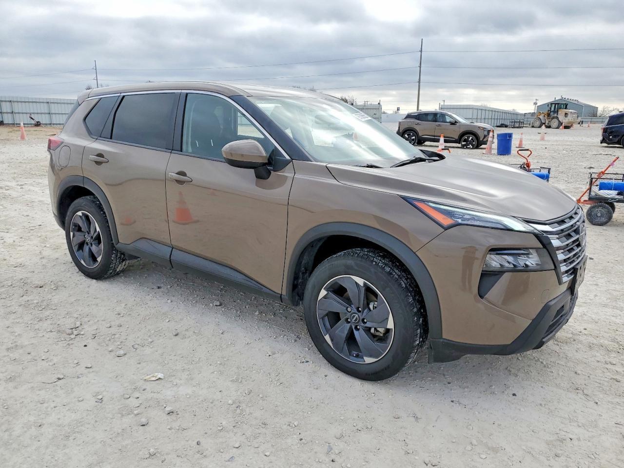 2024 NISSAN ROGUE
