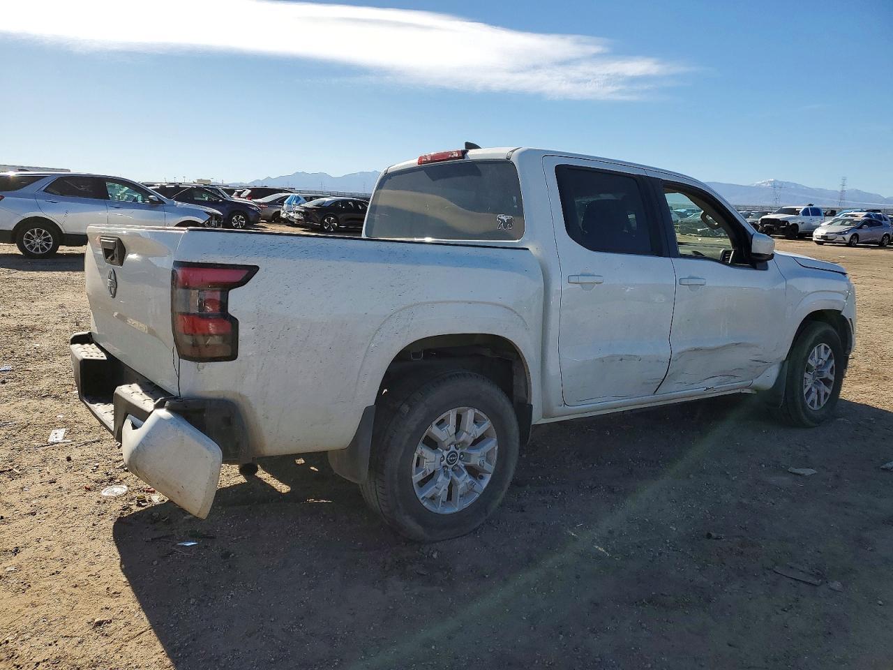 2022 NISSAN Frontier