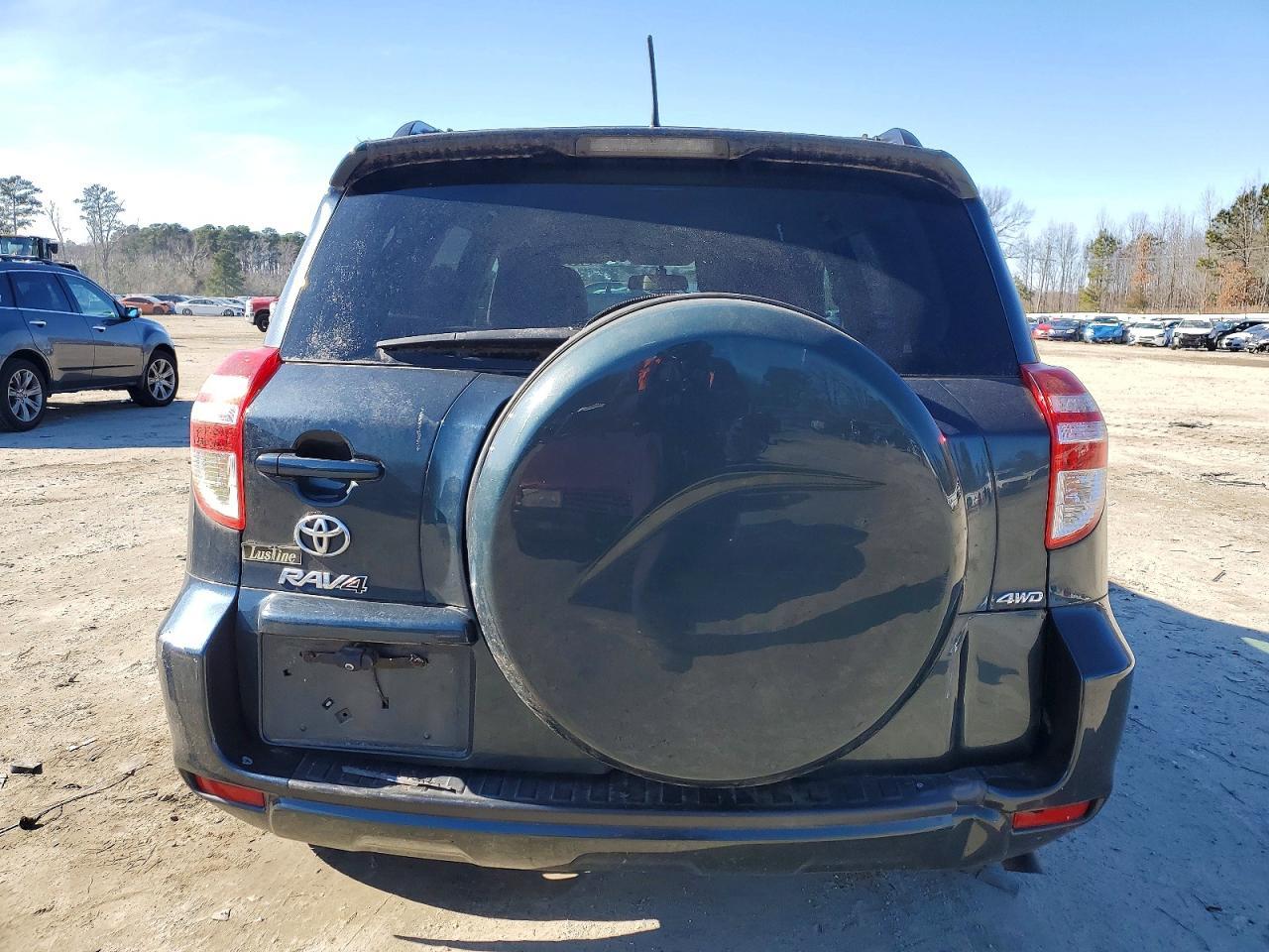 2011 TOYOTA RAV4