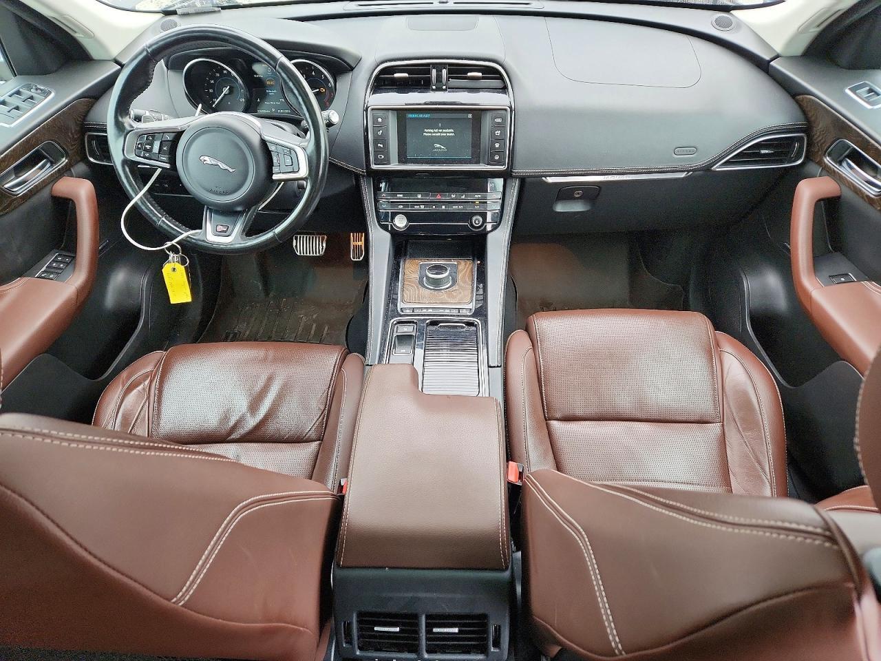 2018 JAGUAR F-Pace