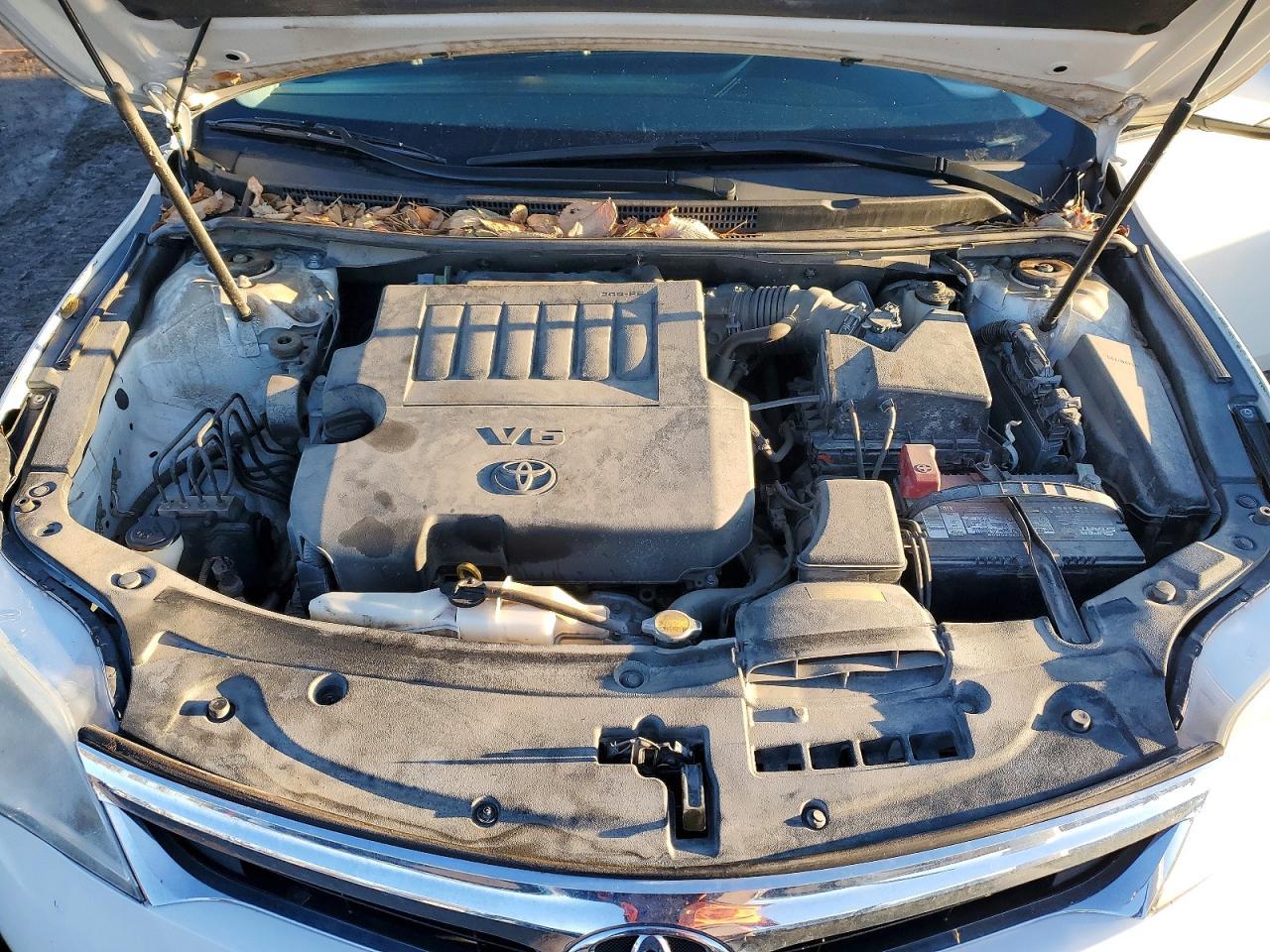 2014 TOYOTA Avalon