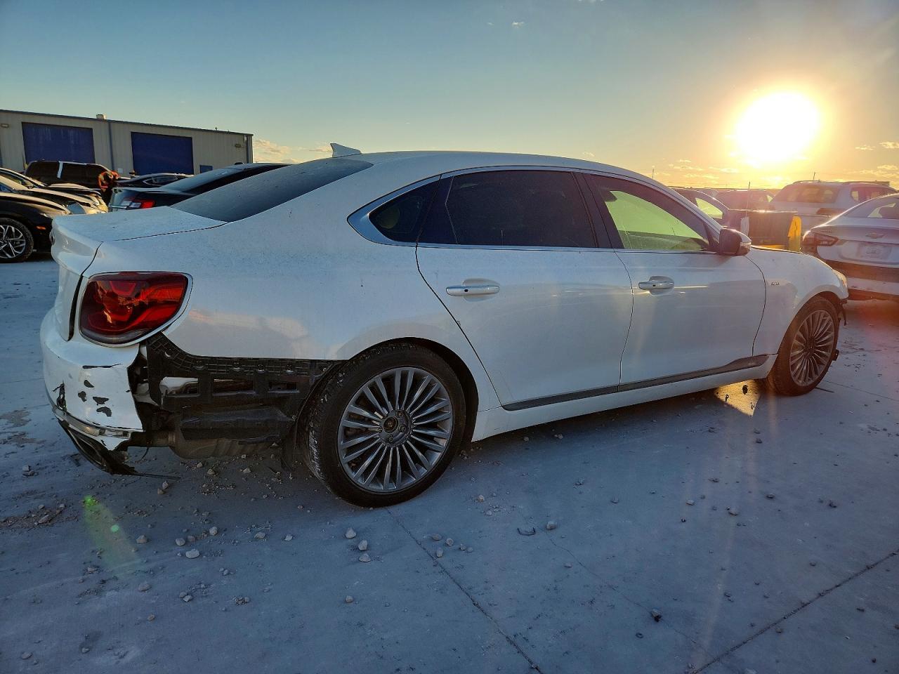 2019 KIA K900