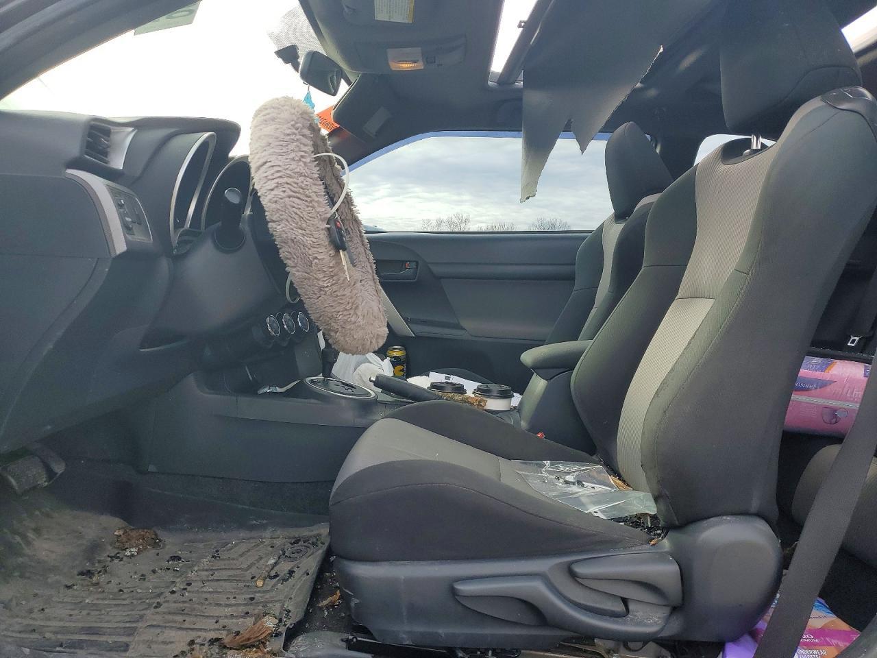 2015 TOYOTA SCION